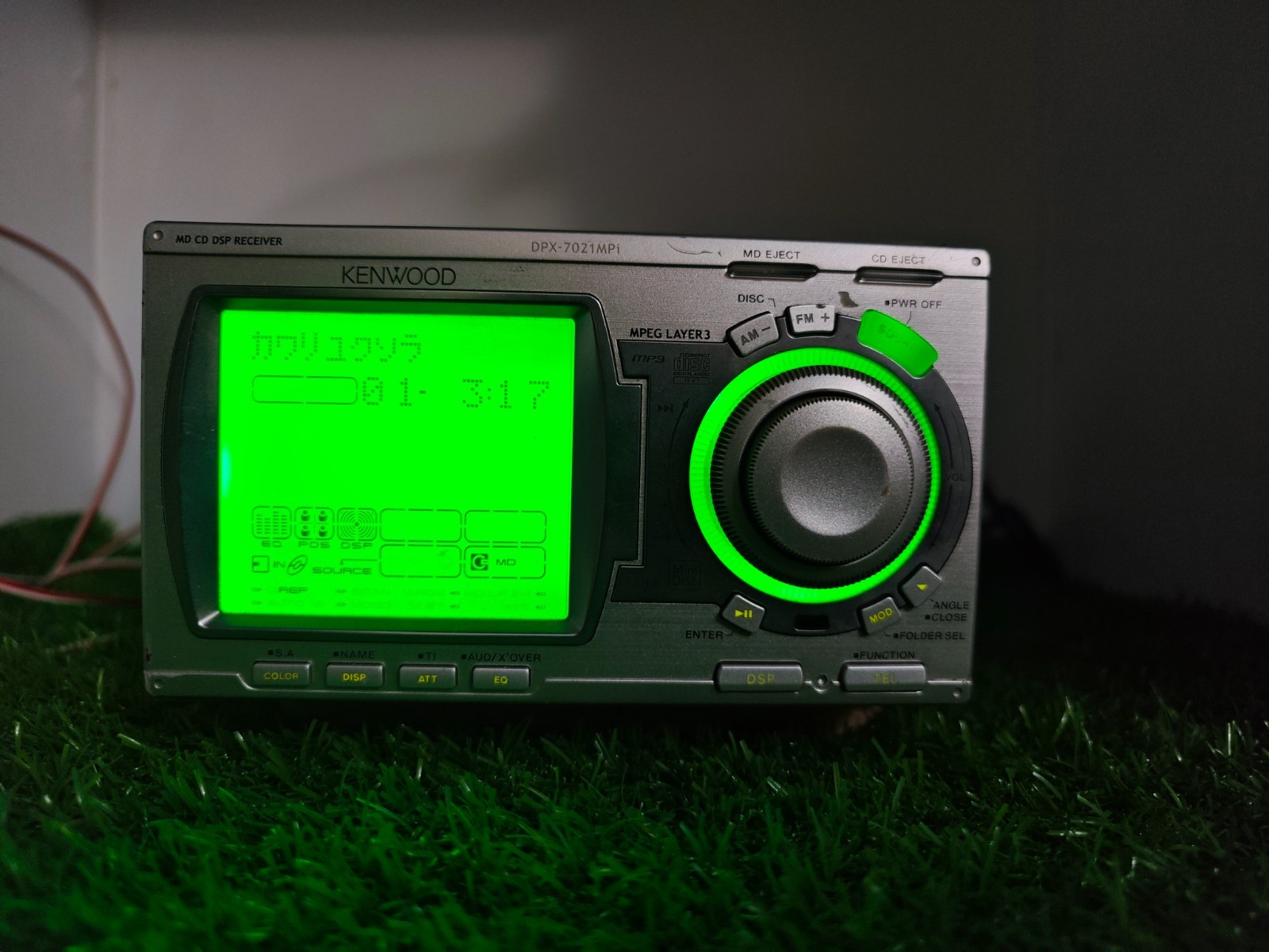 Vintage Kenwood DPX-7021MP Double-DIN CD / MiniDisc Player & DSP Receiver