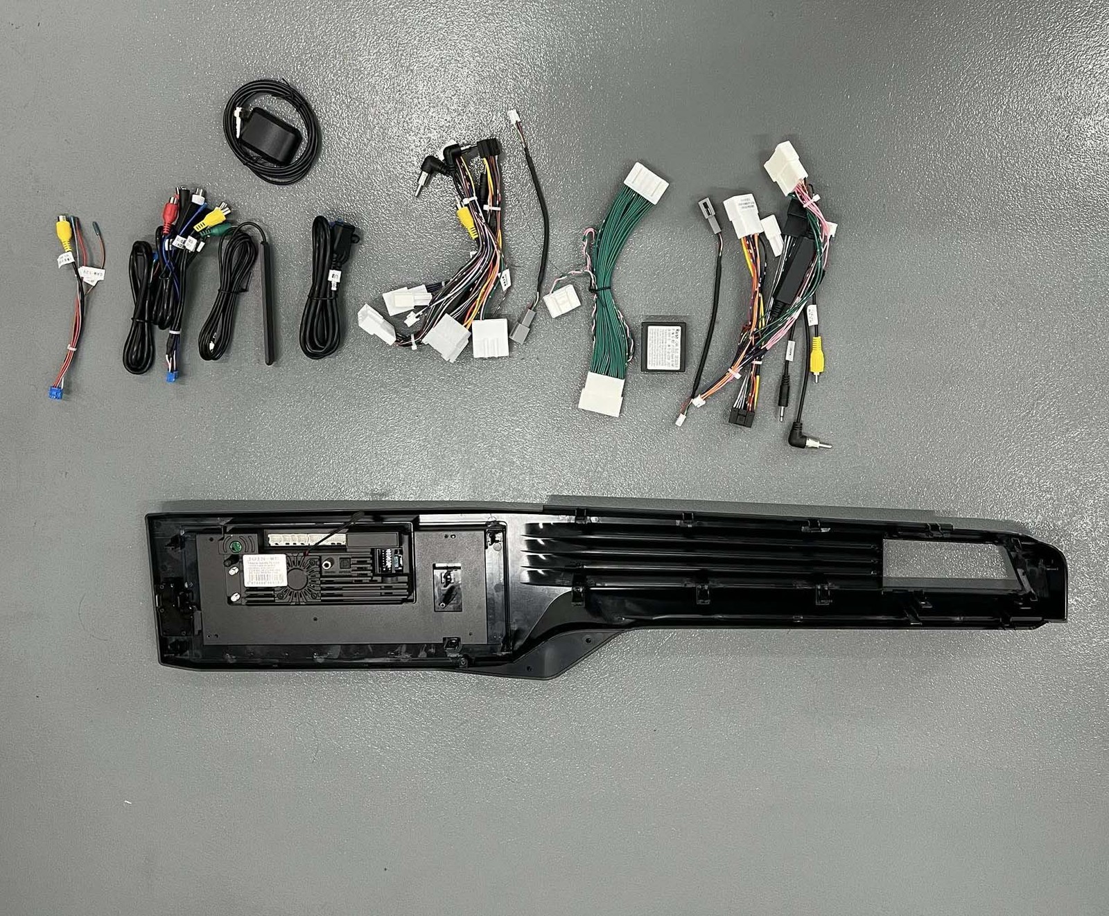 Camry 12.3 inch Screen Android Car Radio For Toyota Camry 2024-2025 Head Unit