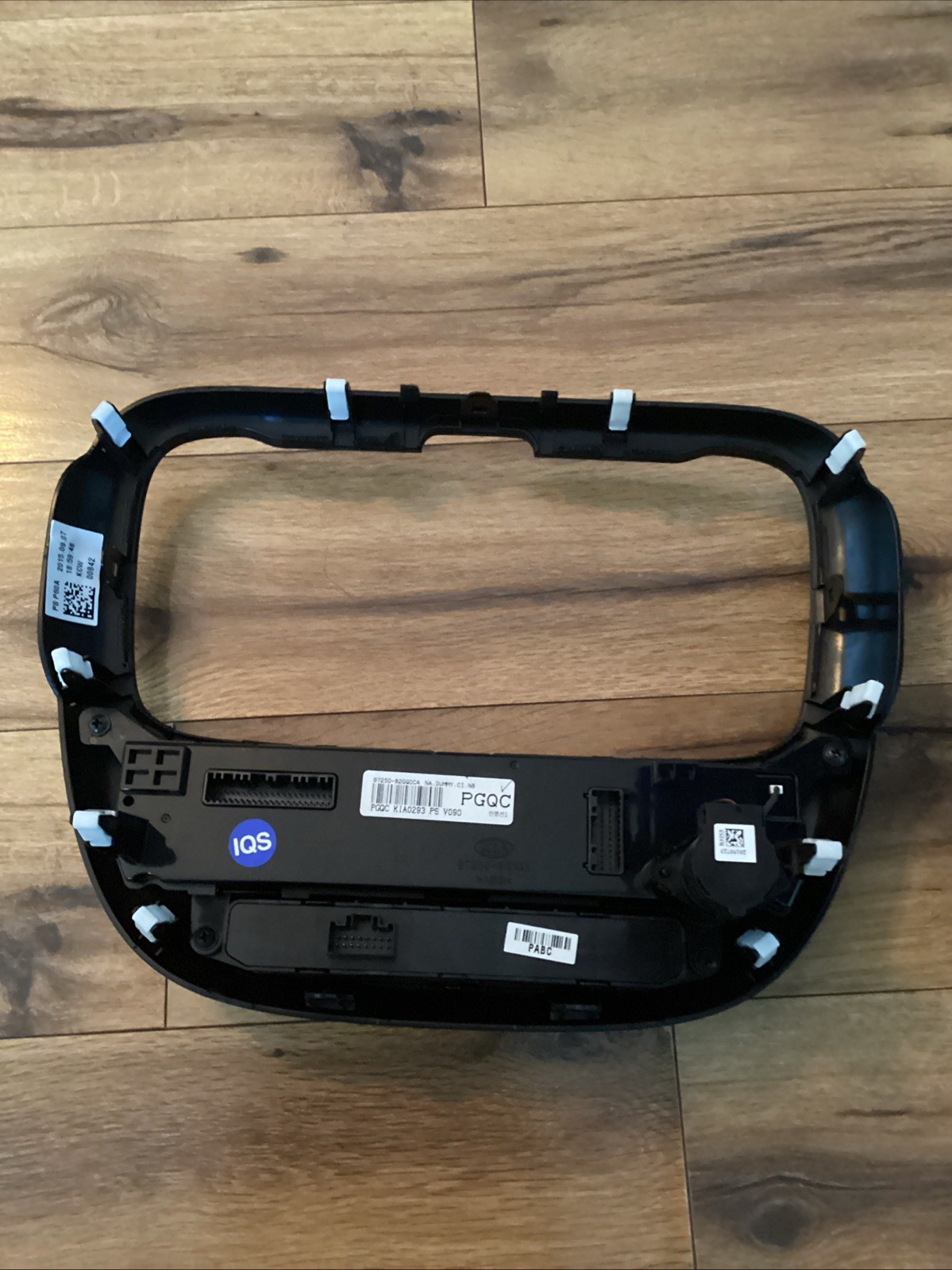 Kia Soul 2014 – 2019 Factory Radio & Climate Trim PSP00C Oem
