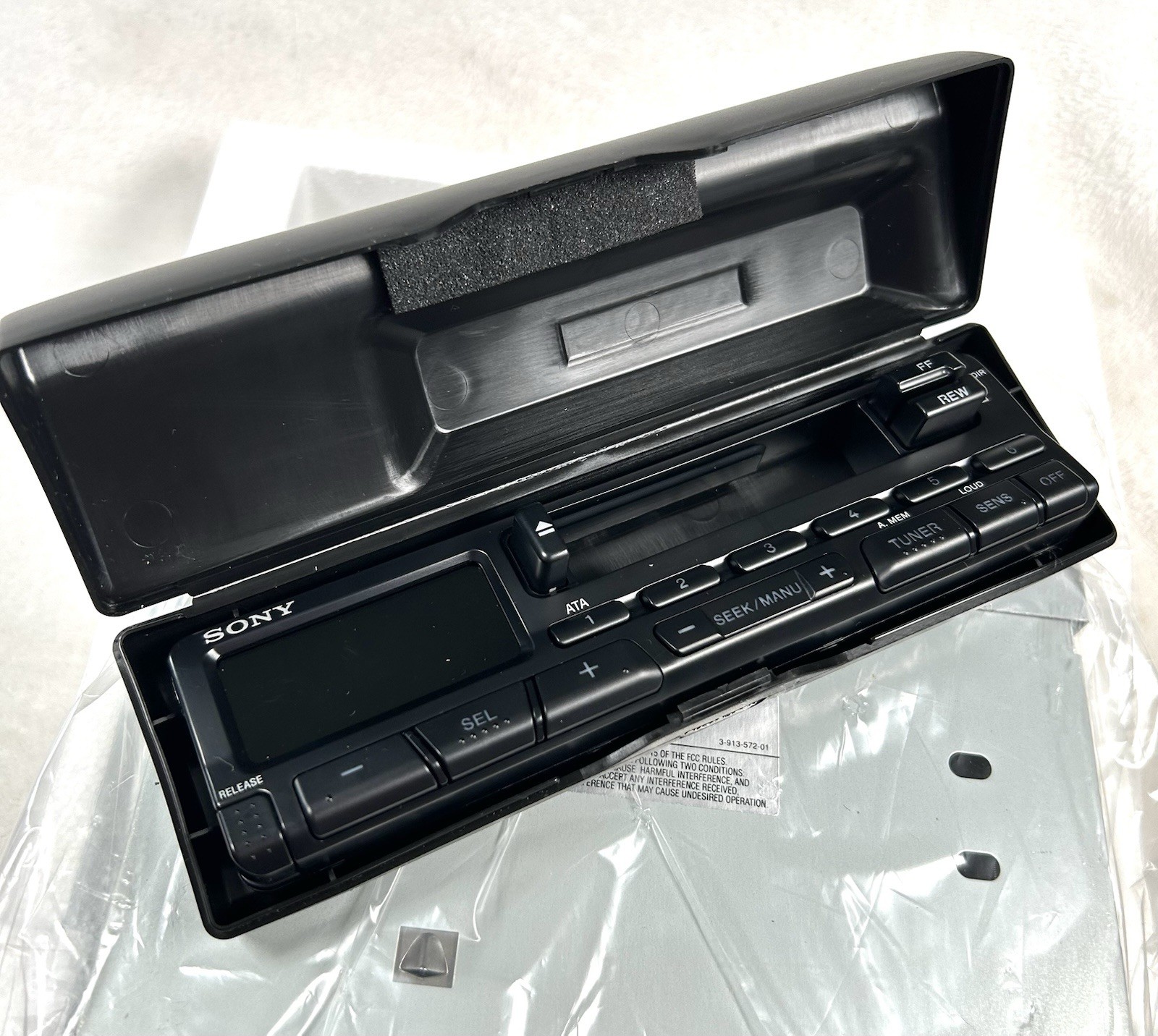 Vintage Sony EXR-18 FM/AM Cassette Car Stereo *READ* NOS RARE