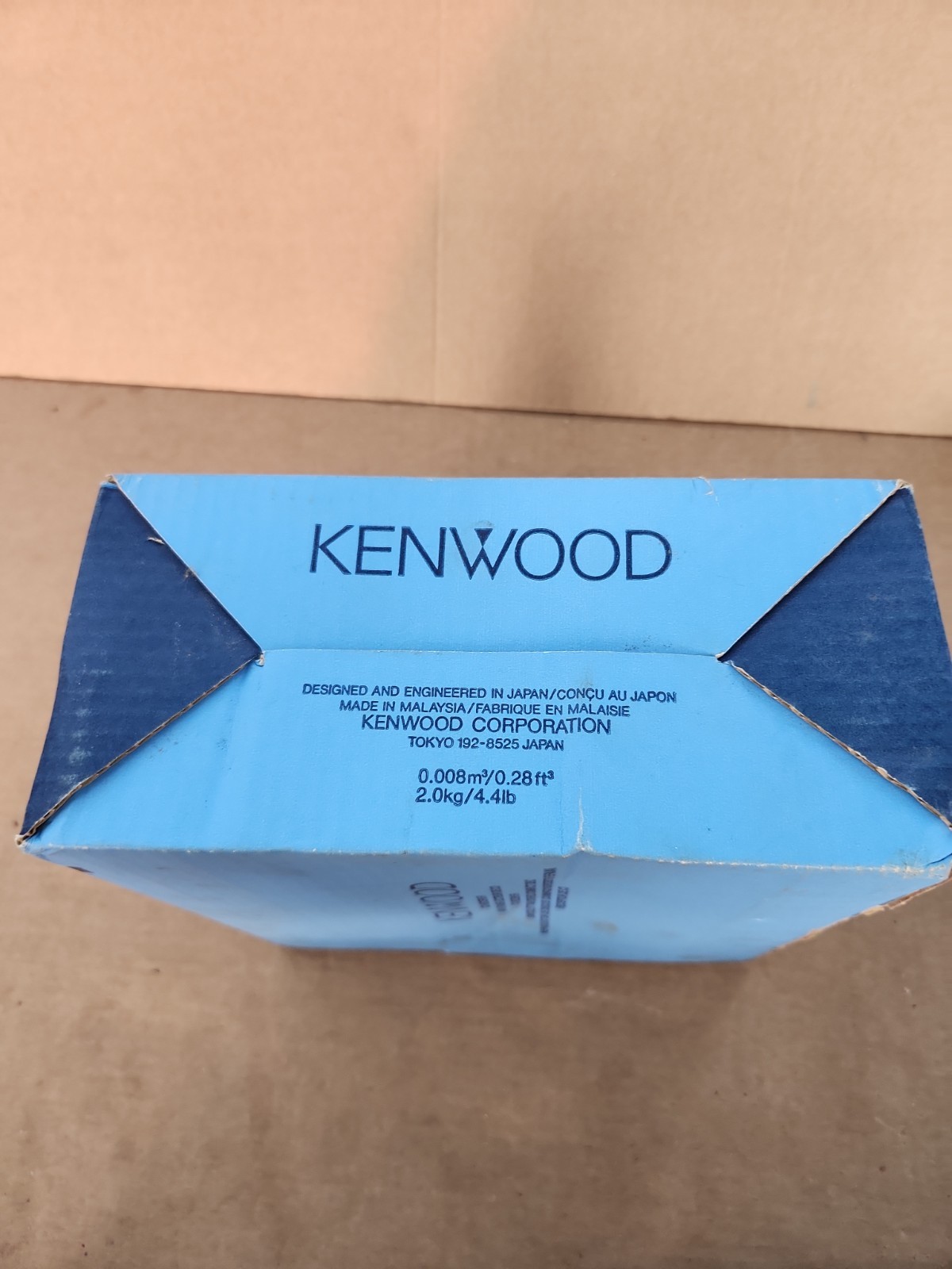 Kenwood KDC-222 Car Stereo Receiver/CD player with mounting sleeve ( New )
