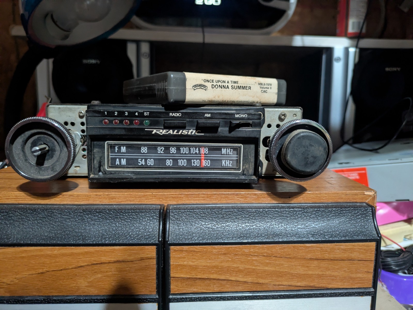 VTG Rare 1970s Realistic Radio Shack AM FM 8 Track Deck Car Stereo Audio Radio