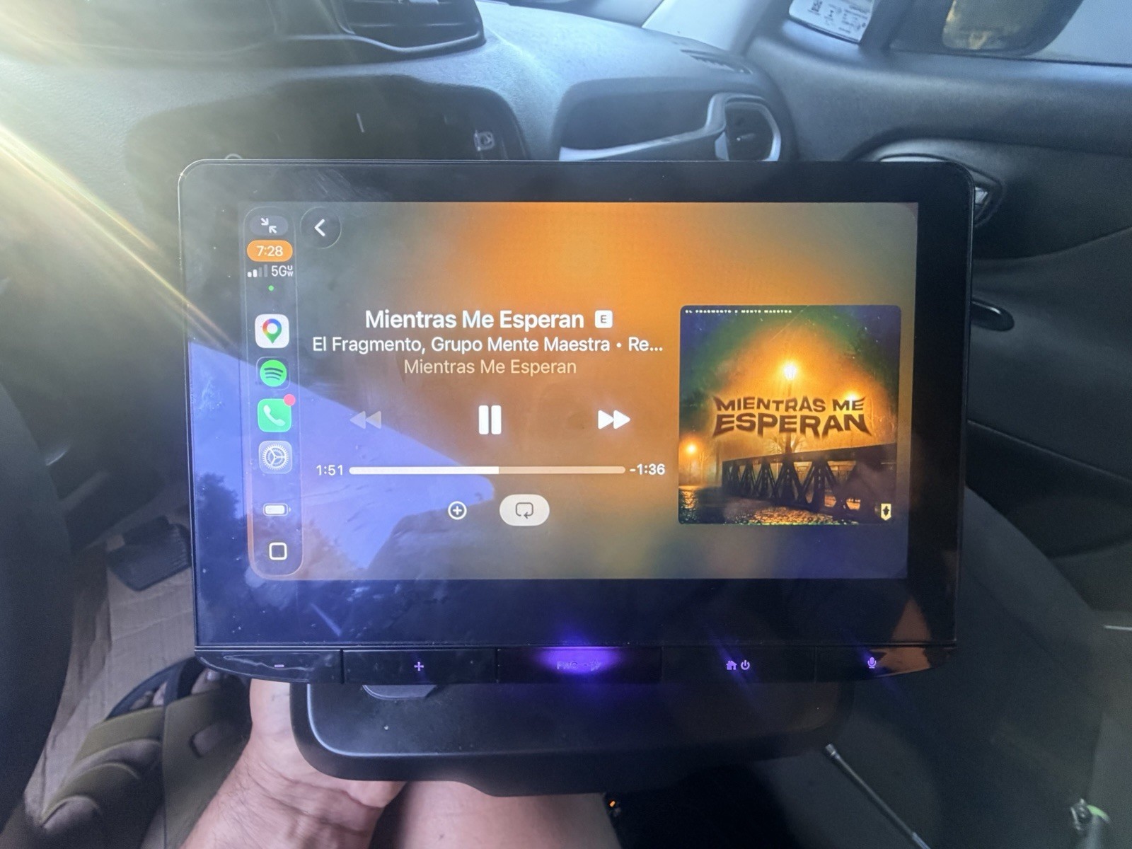 JVC KW-Z1000W 10.1 Inch Digital Multimedia Receiver