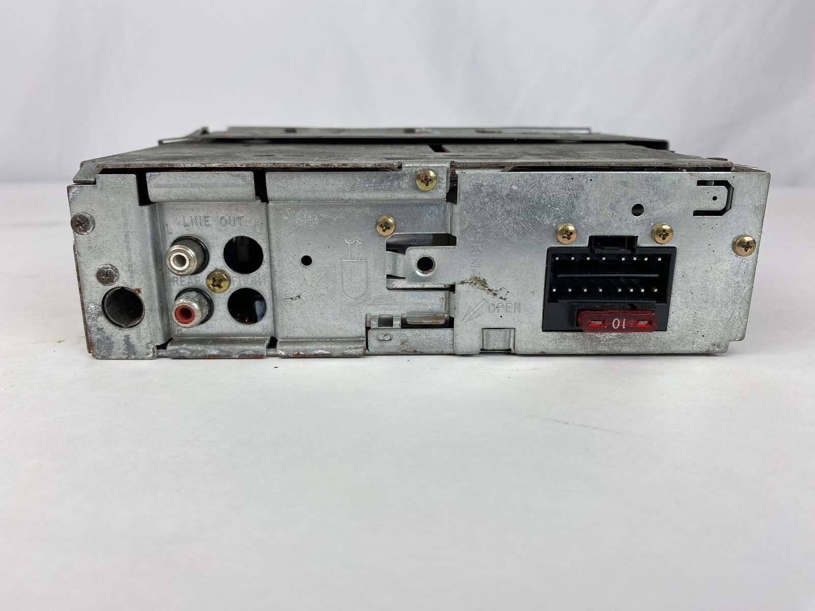 JVC KD-S640 CD player am/fm with detachable face plate