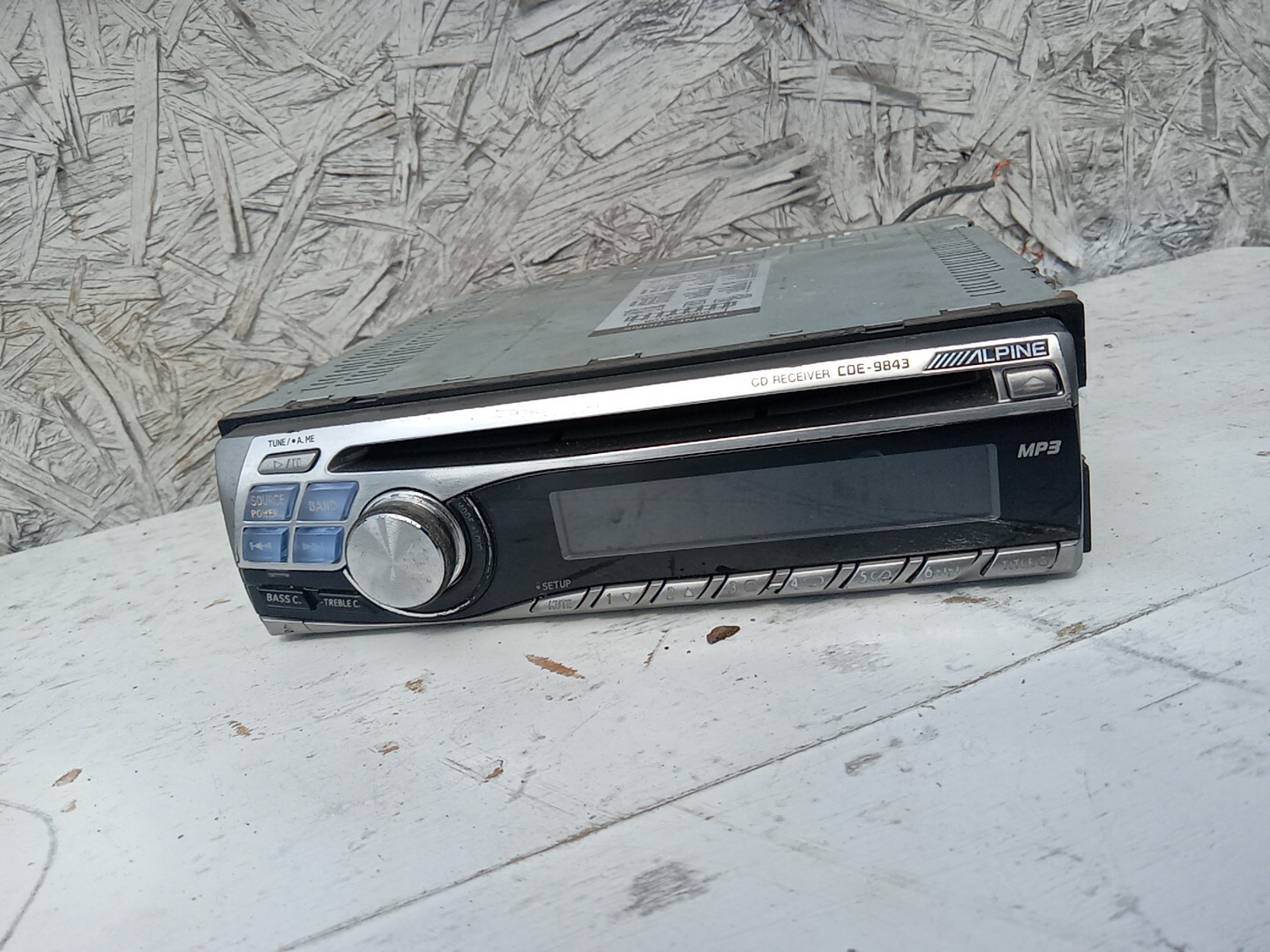 Alpine CDE-9843 CD Player In Dash Receiver