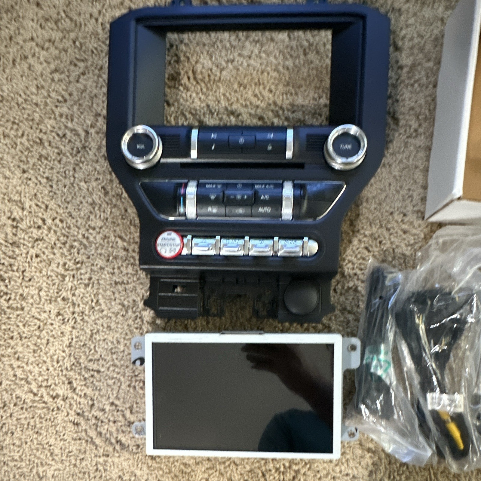 Mustang Infotainment 4 to 8-Inch Sync 3 Touchscreen Upgrade w/o GPS Navigation