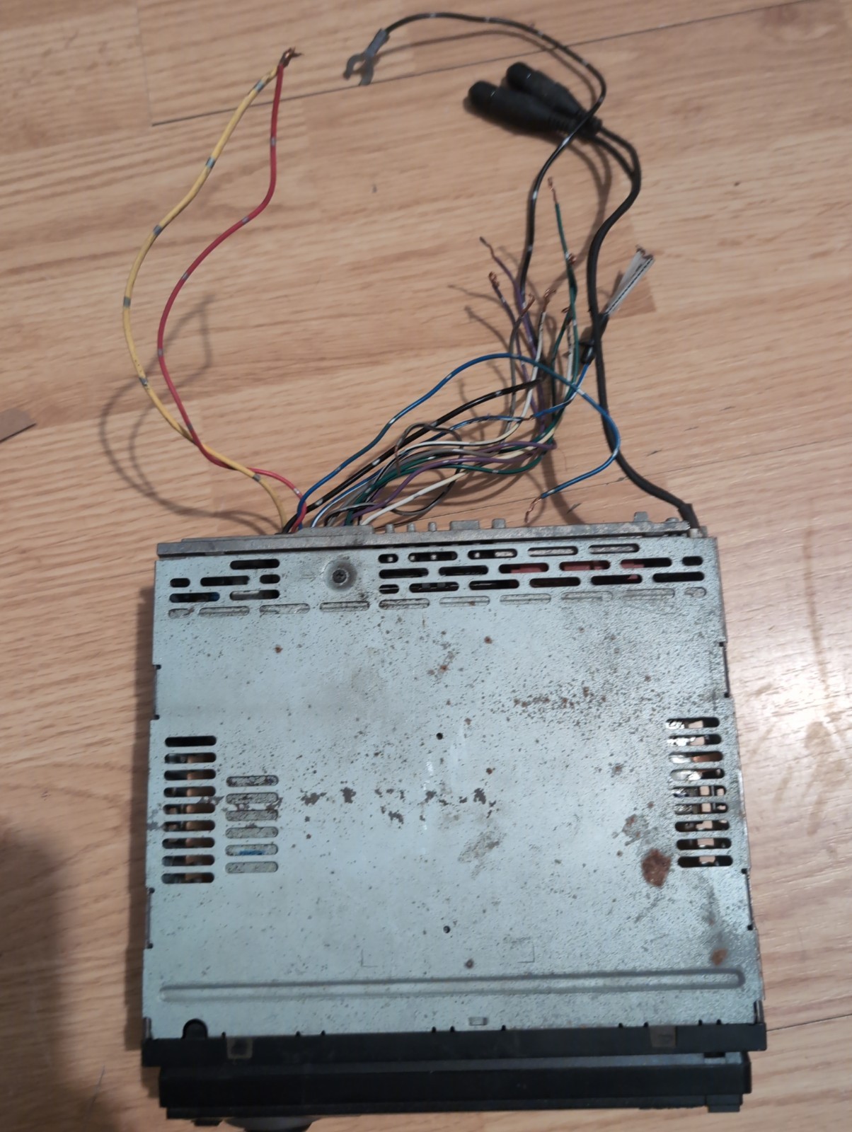 Sony Car Radio EQ Spectrum Analyzer Aux Drive-S XPlod Sat Ready -Disc Read Error