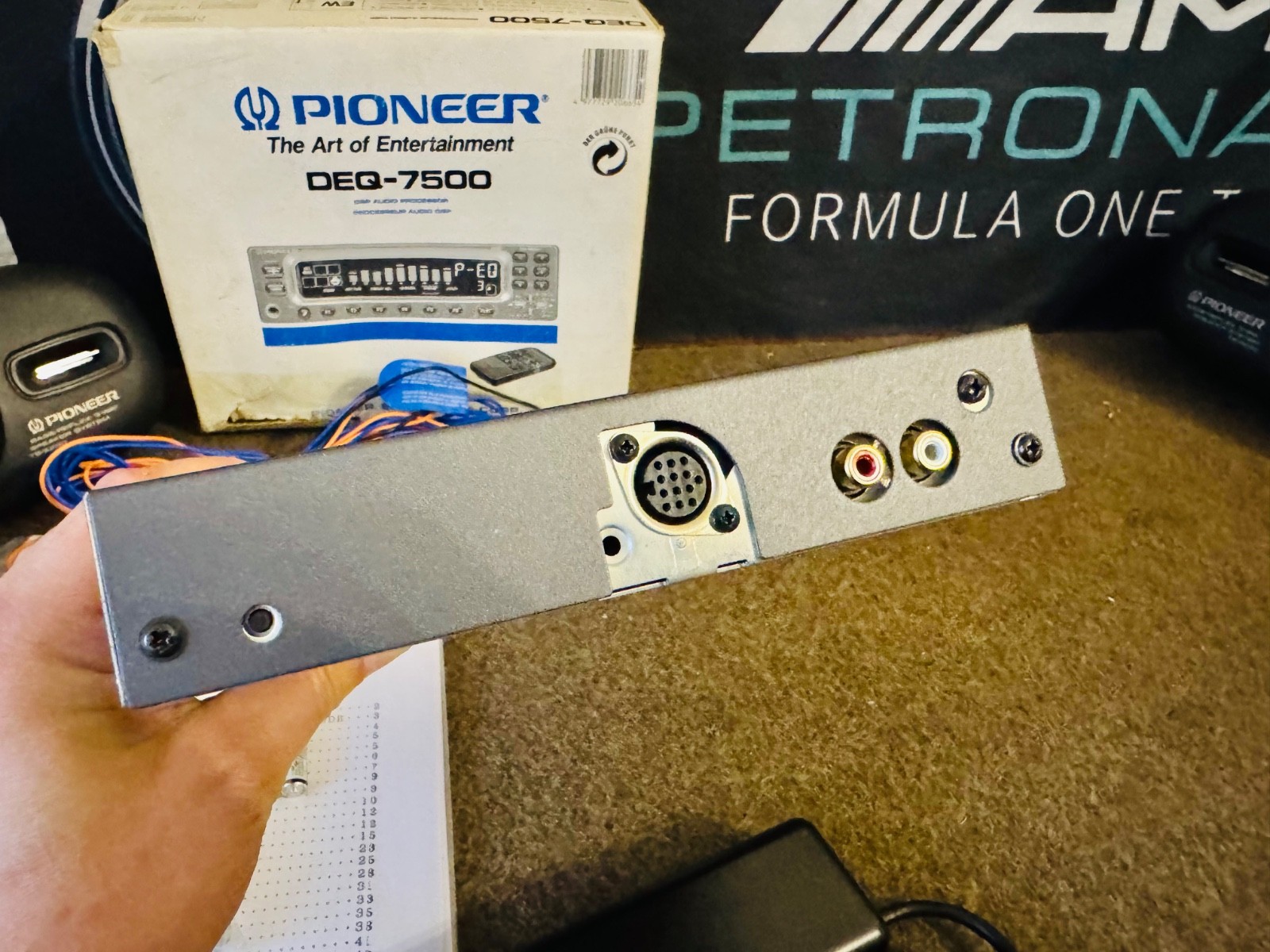 NEW PIONEER DEQ-7500 Car DSP Audio Proccessor Equalizer Analyzer Rare
