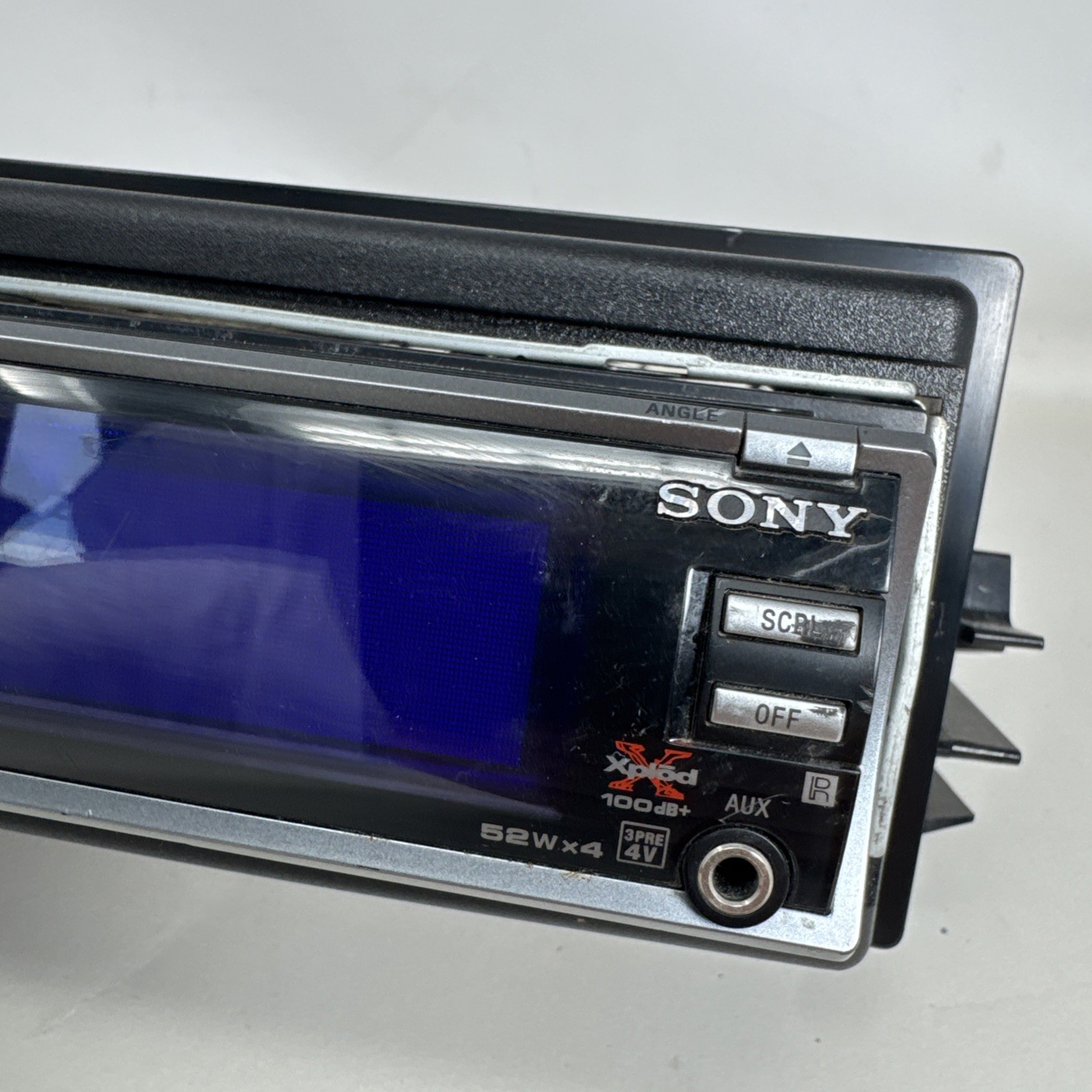 SONY CDX-GT72W w/ Head Unit And Cables Graphics