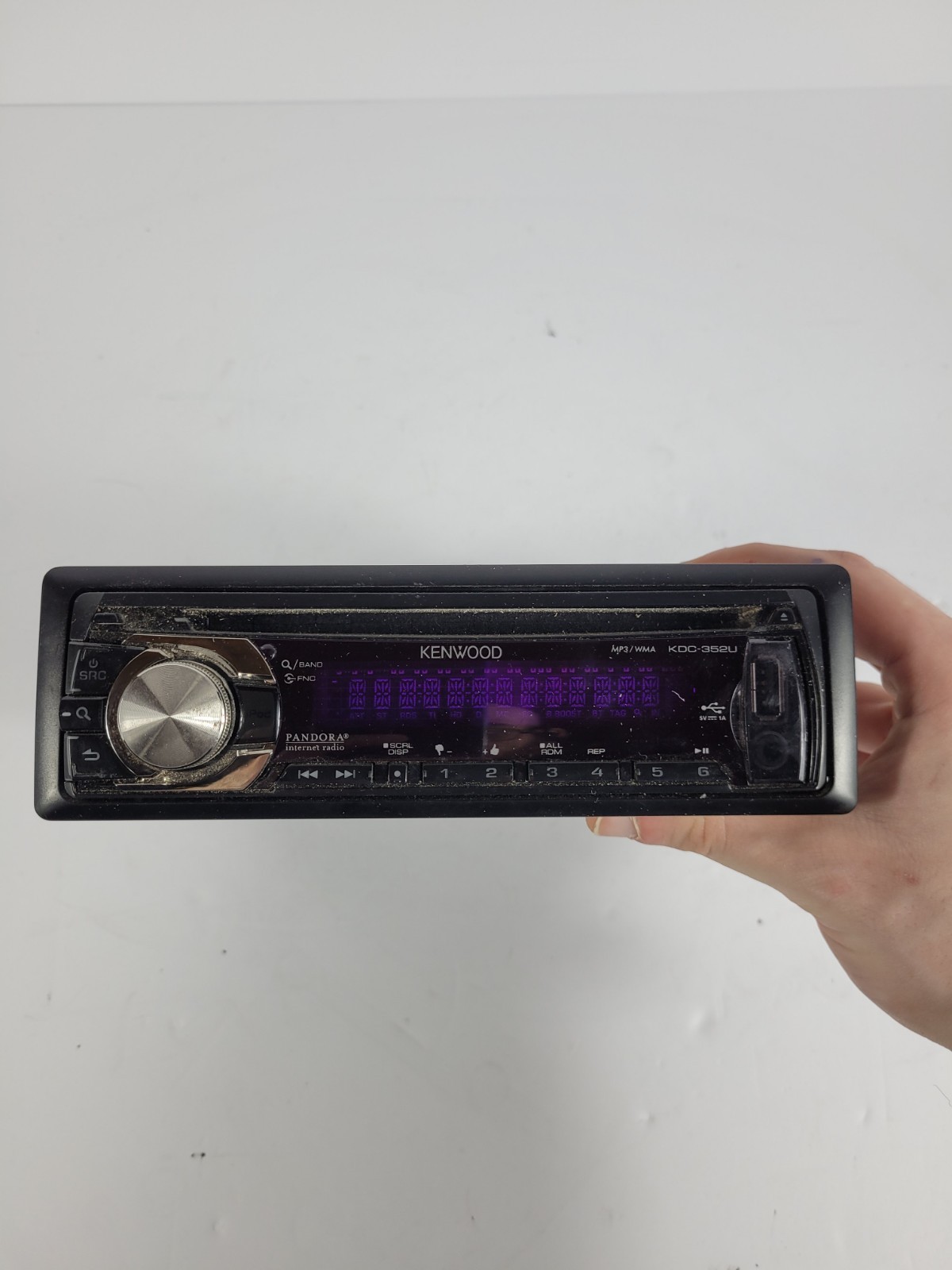 Kenwood KDC-352U Car Stereo Radio/CD Ships Free