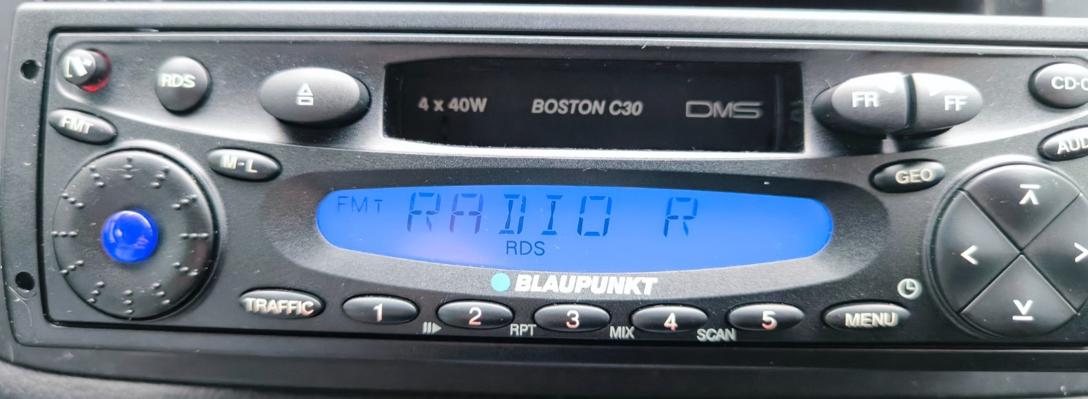NEW Blaupunkt Boston C30 7640125510 7 640 125 510 Original Car Radio 4x40w + box