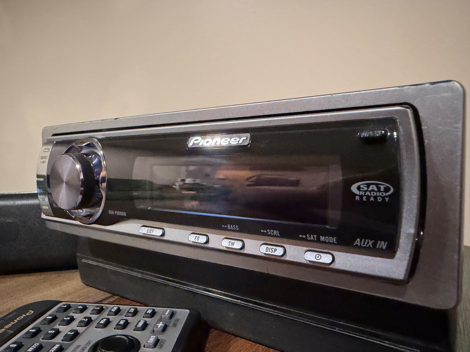 RARE PIONEER DEH-P5900IB Old School CD Player BLUETOOTH adapter REMOTE Graphics!