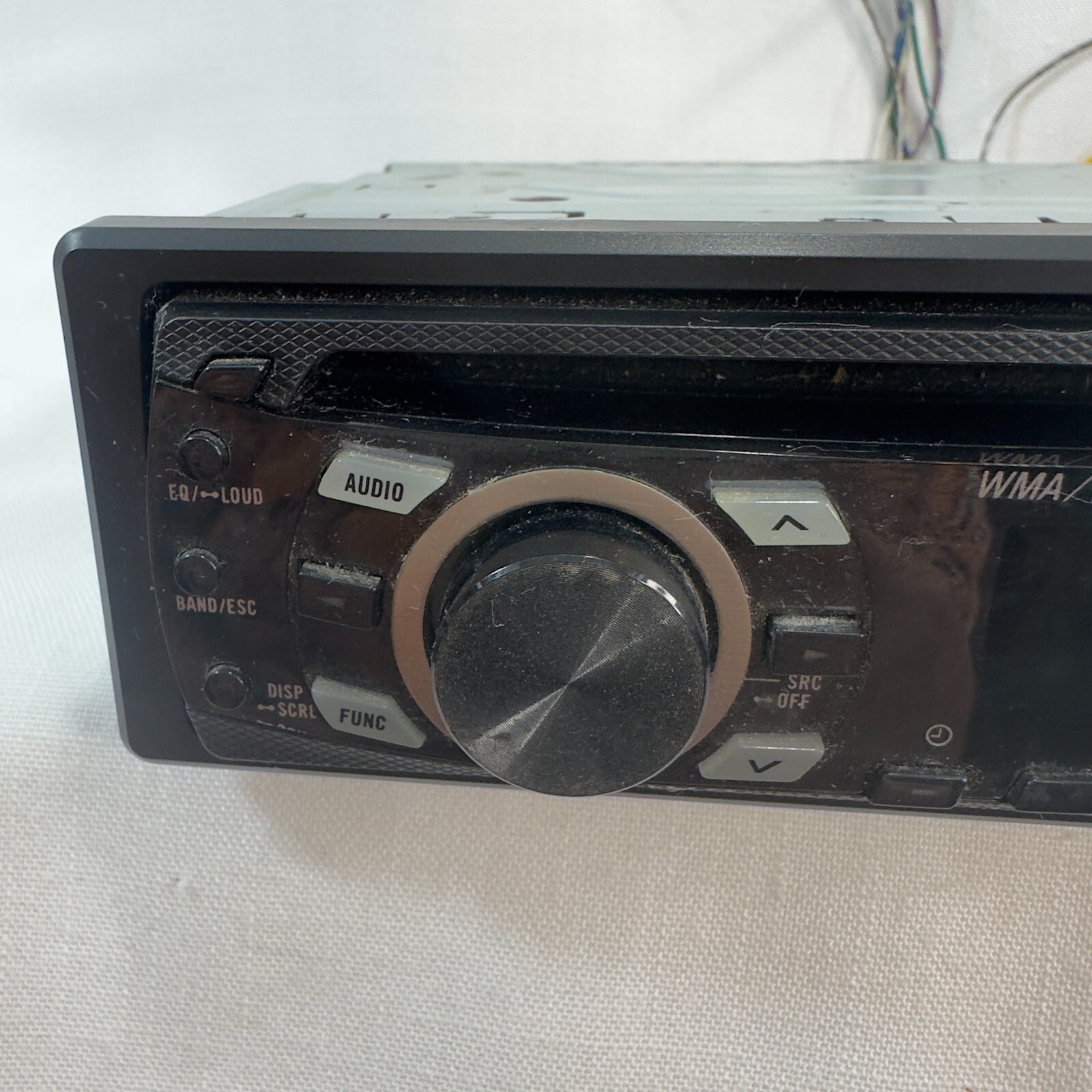 PIONEER CAR STEREO CD PLAYER DEH-1300MP -This is as is no way to check condition