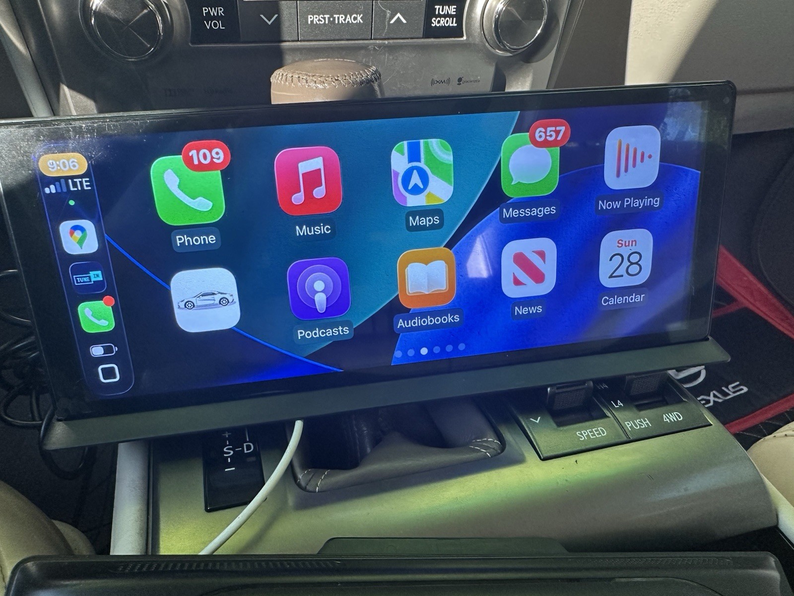 Maustor 10.26 Inch Android 14 Portable Wireless Carplay Android 6gb RAM +128GB S
