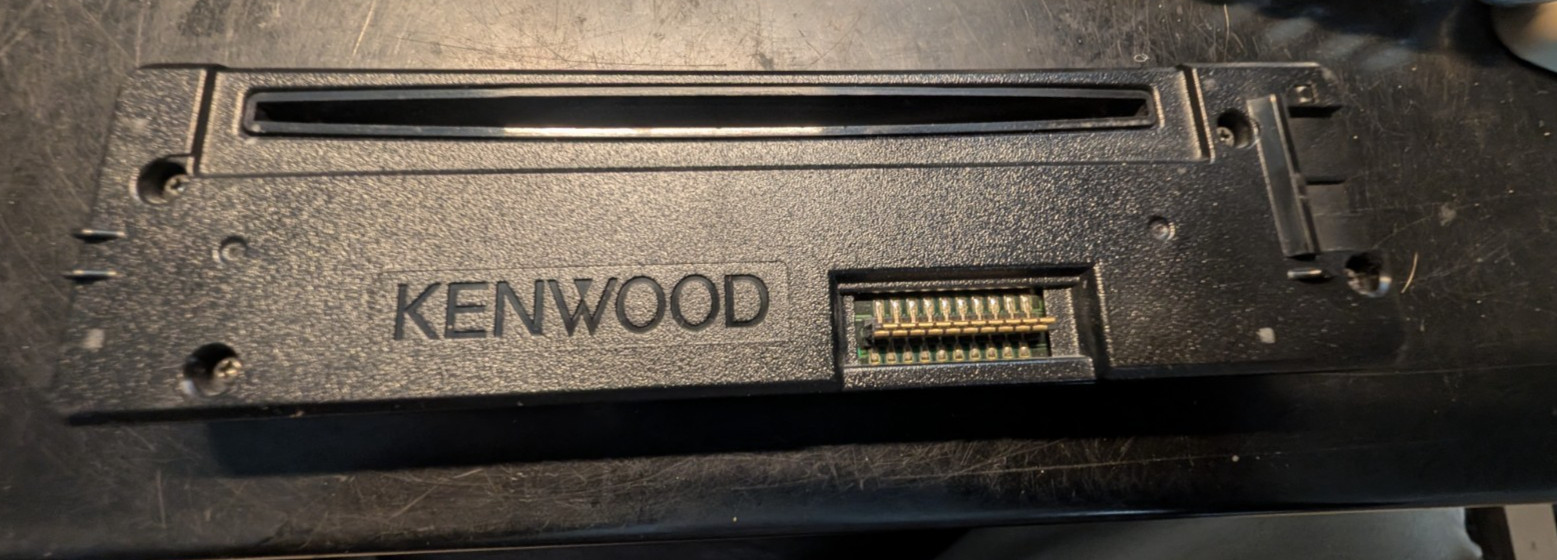 Kenwood Car Stereo Radio KDC-135 Removable FACEPLATE ONLY FOR PART OR REPAIR ONL