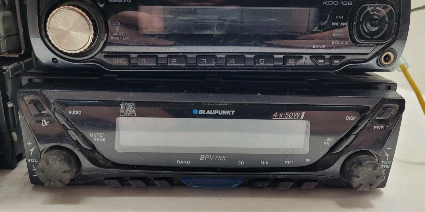 Lot of 17 Aftermarket Digital Car Stereos Radios Kenwood, Pioneer FOR PARTS