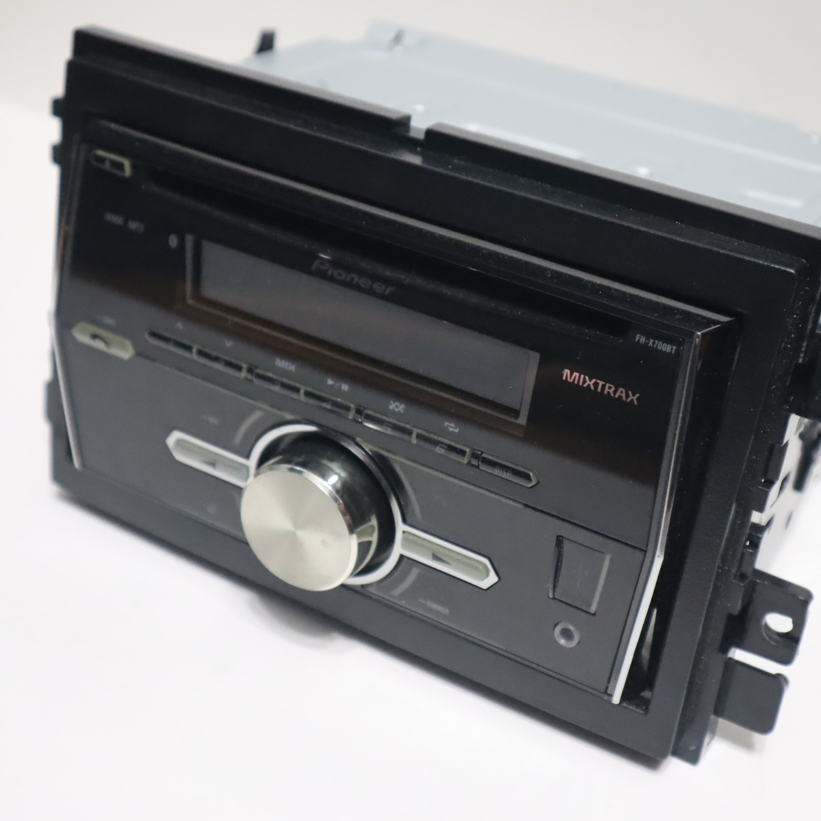 Pioneer FH-X700BT MP3/USB/CD Player In Dash Receiver Car Stereo UNTESTED