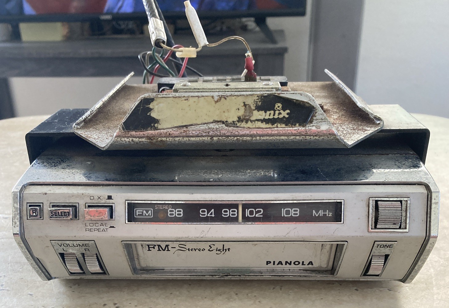 Vintage PIANOLA FM Car Stereo Stereo Eight SSR-5580 8 Track Player UNTESTED