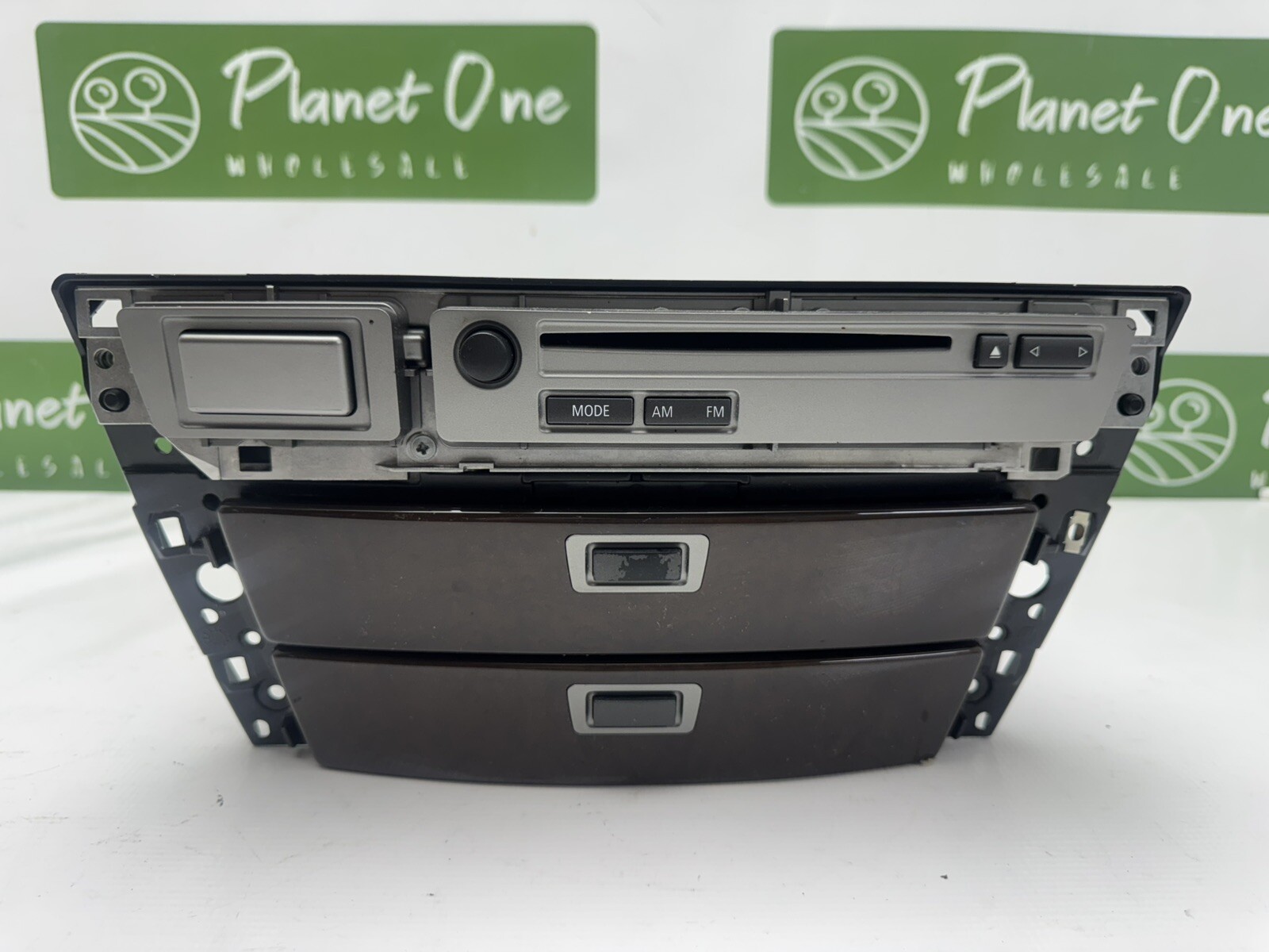OEM 2006-2008 BMW 750Li Stereo W/ Center Dash Wood Trim Storage 51458261060A