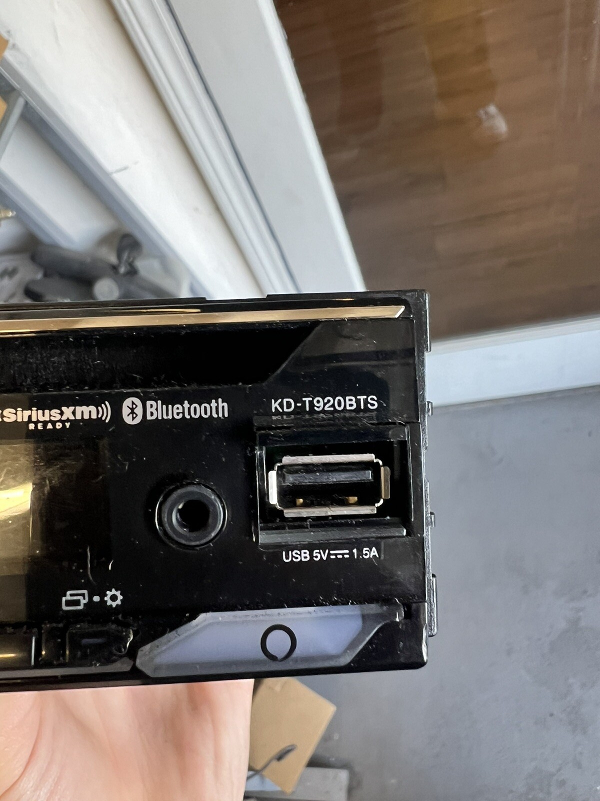 JVC KD-T920BTS Car Stereo with Bluetooth AUX and Sirus XM