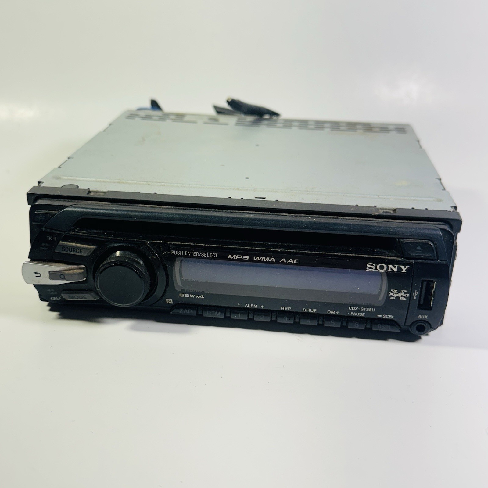 Sony Xplod CDX-GT35U STEREO RADIO Untested