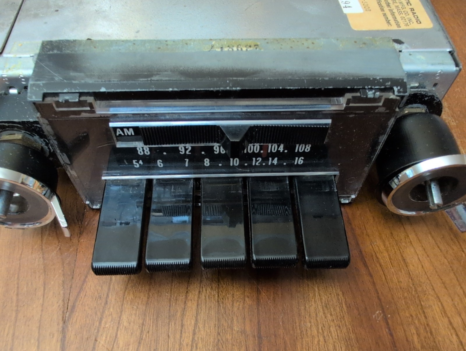 Vintage 60s Automatic Radio Mfg Universal 12V AFC AM FM Car Model AFC-1303 READ