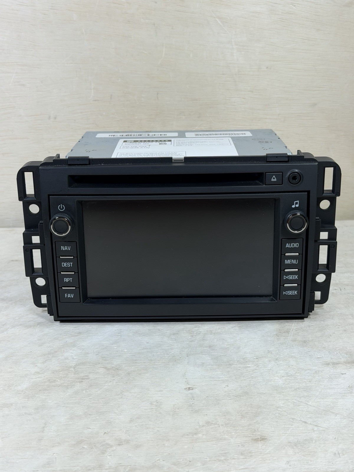 GM Denso DW468100-6850 22776896- DVD Navi Radio Yukon Suburban Tahoe OEM RARE