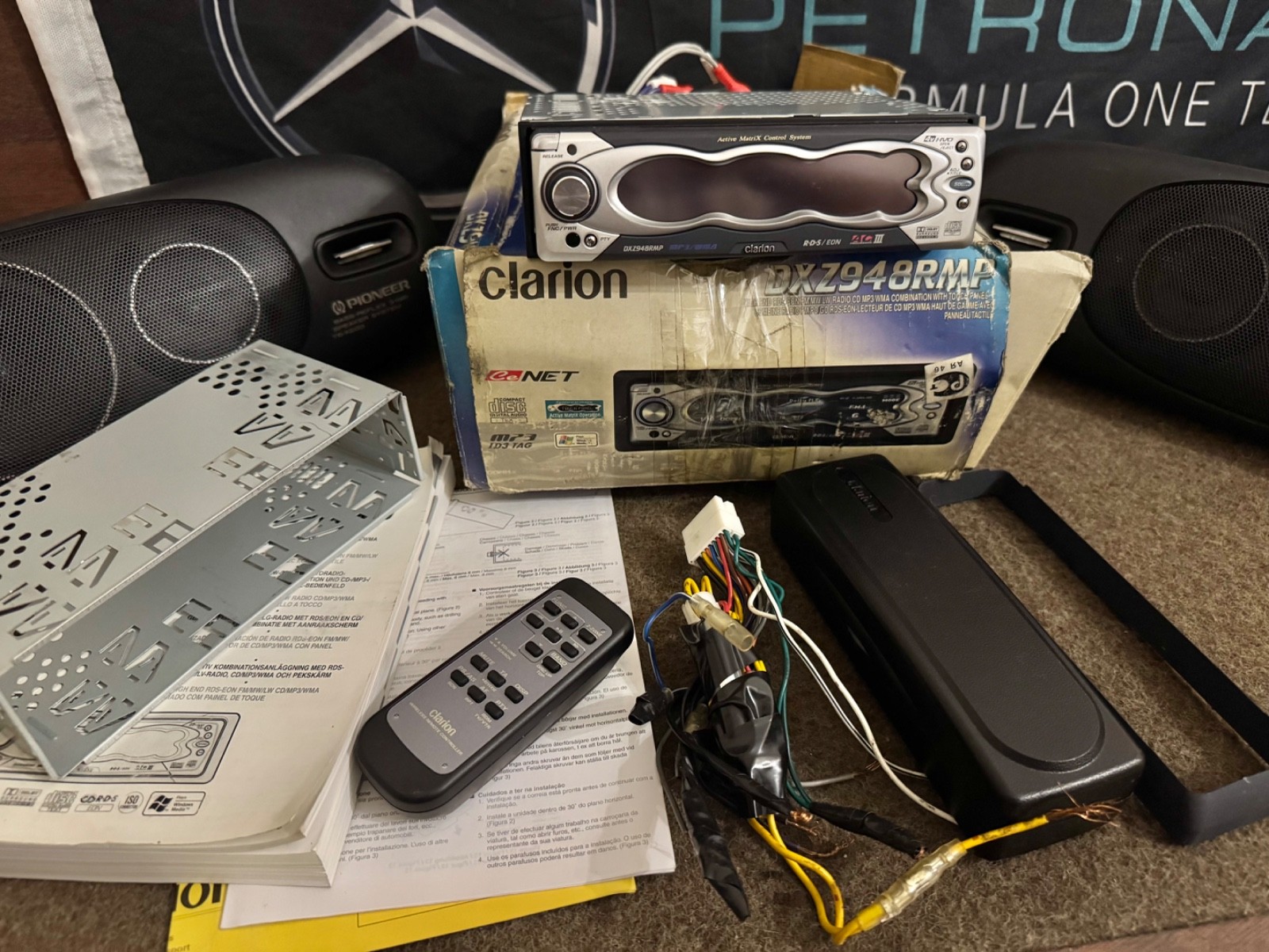 Rare CLARION DXZ948MP Car Radio LM/MW/FM CD/MP3 Receiver Sensor Animation Displa