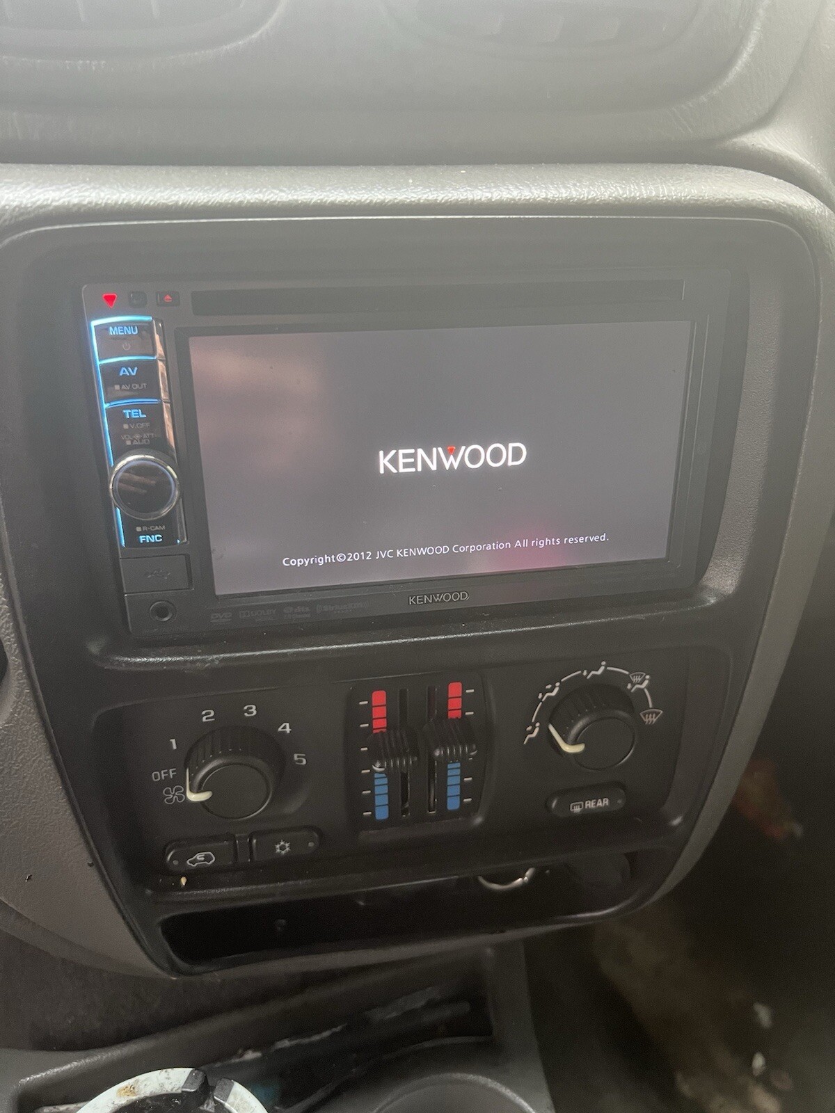 Kenwood DDX419 Bluetooth CD DVD iPhone Android Pandora AM FM XM USB Aux 4v 6.1″