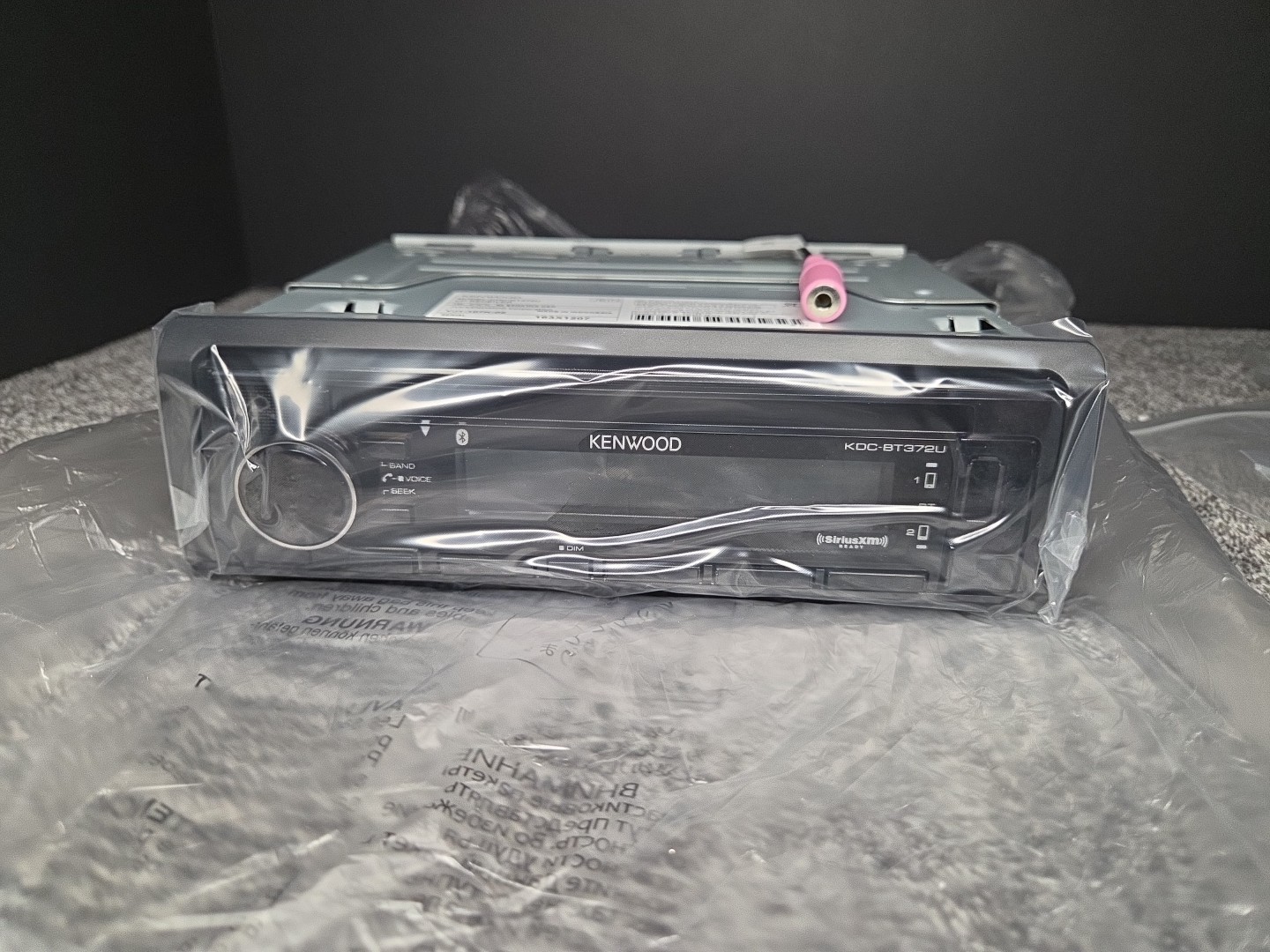 Kenwood KDC-BT372U Bluetooth CD Player Android iPhone AM FM MP3 Pandora USB NEW