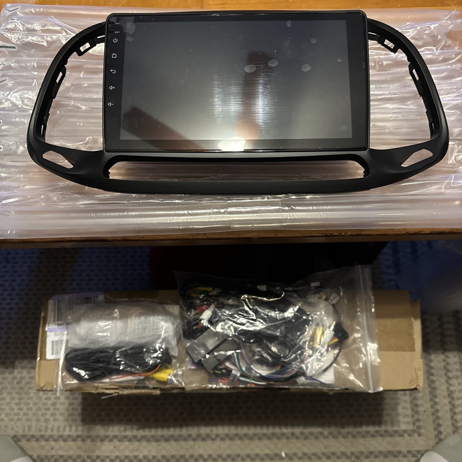 2015-21 Dodge RAM ProMaster Android 9” Touchscreen Car Radio + Backup Cam