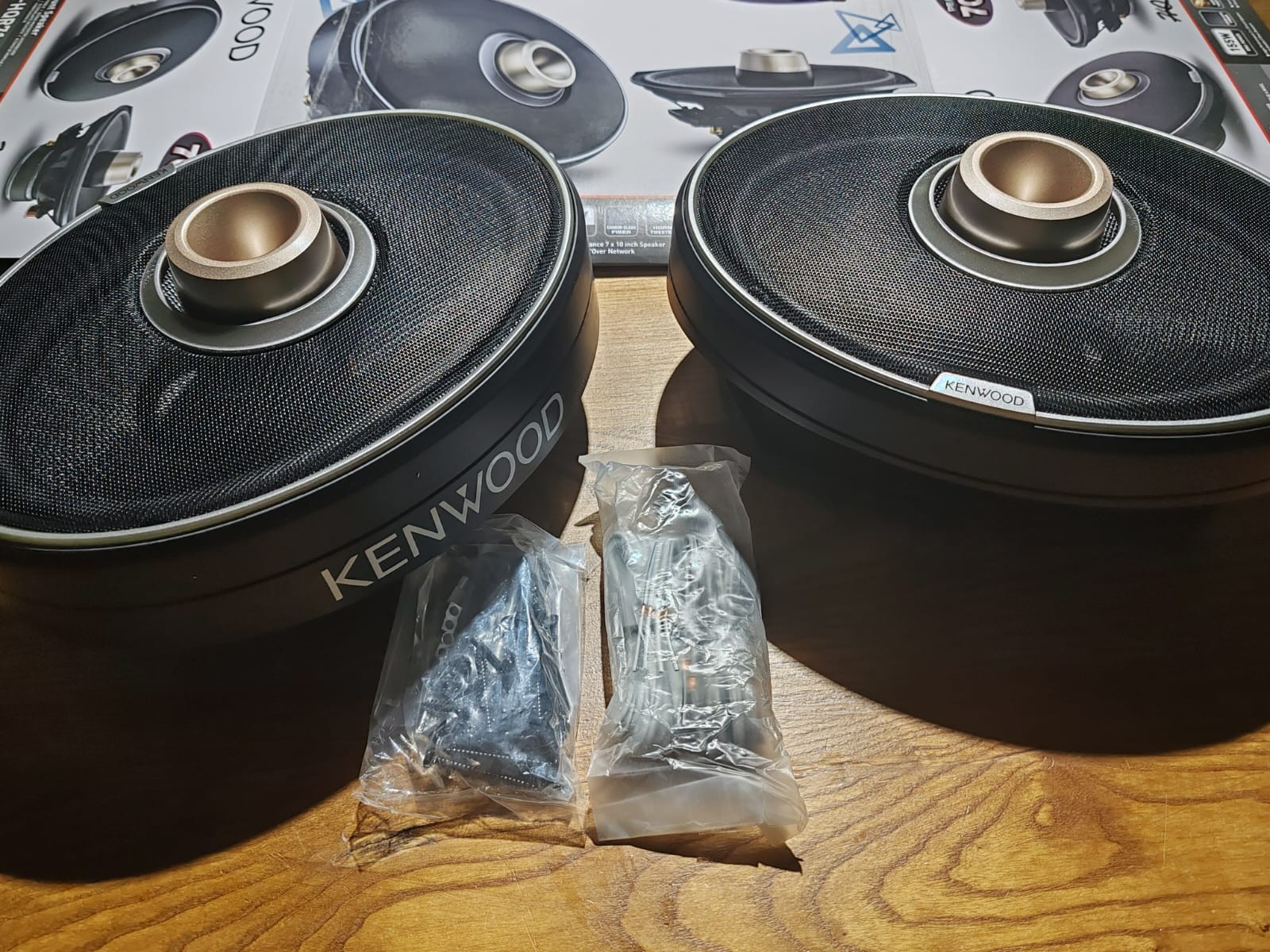 KENWOOD CAR SPEAKERS, Horn Tweeter Design, 97dB, 88mm KFC-HQR710EX- Beautiful ￼: