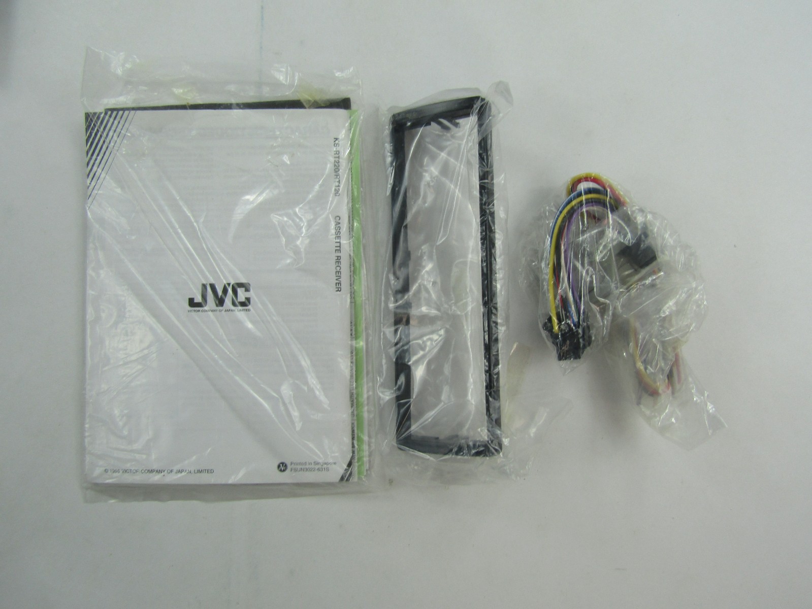 JVC KS-RT220 Car Cassette Receiver Radio Manuals Original Box Opened