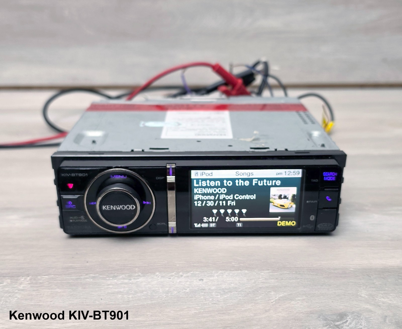 KENWOOD KIV-BT901 DIGITAL MEDIA RECEIVER CAR STEREO OLD SCHOOL FM RADIO IPOD