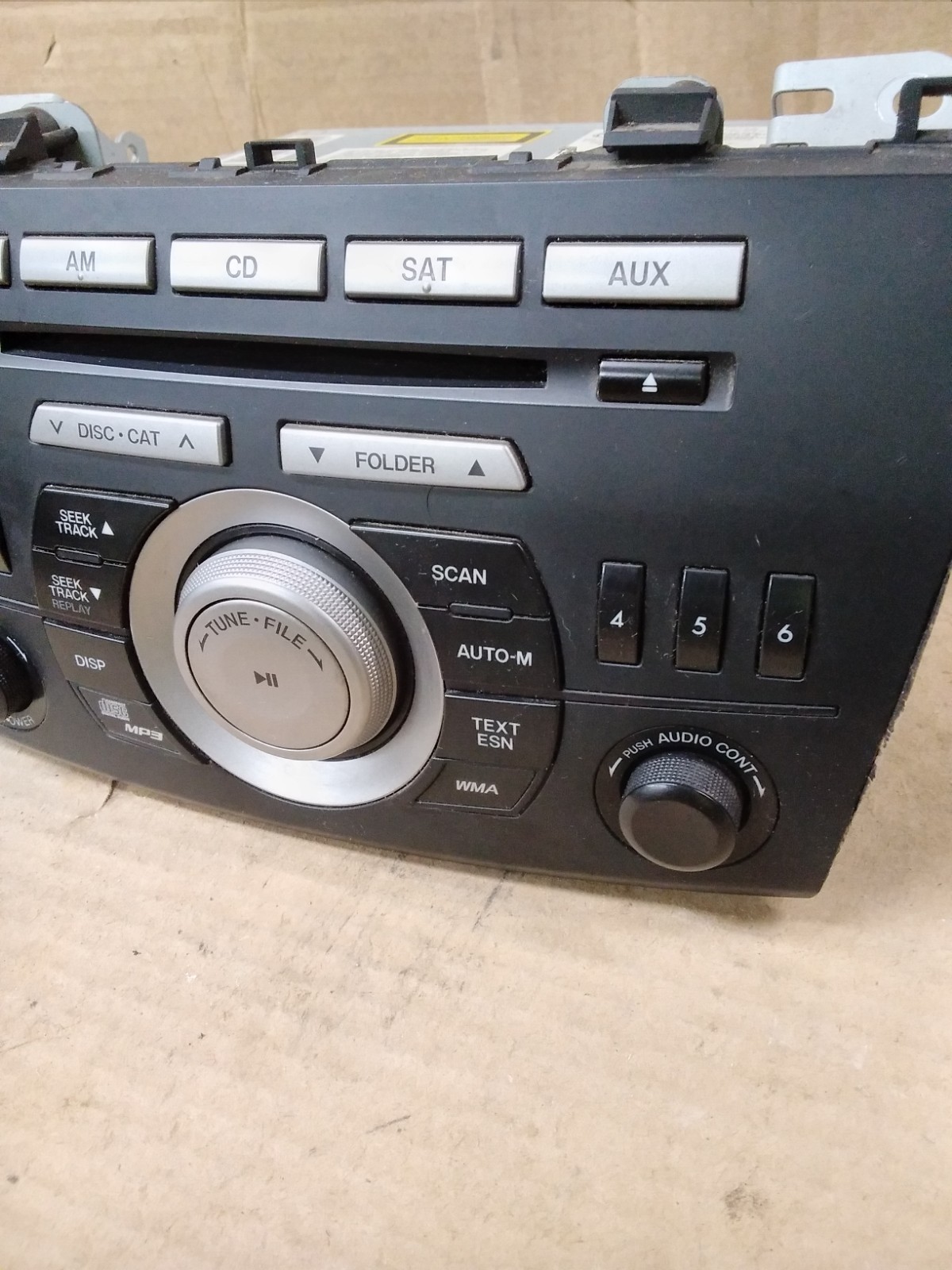 2011 Mazda 3 AM FM Satellite Single CD Radio Receiver BBM566AR0