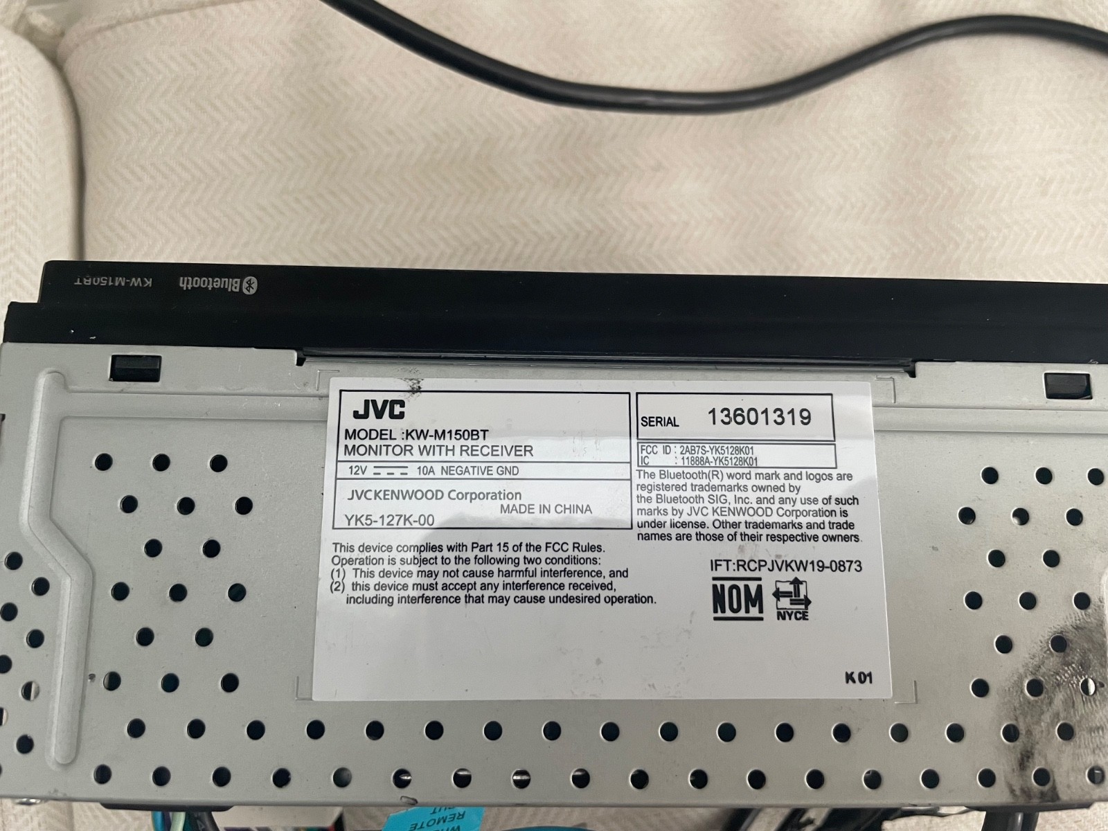 JVC KW-M150BT 6.8″ Touchscreen Digital Media Receiver