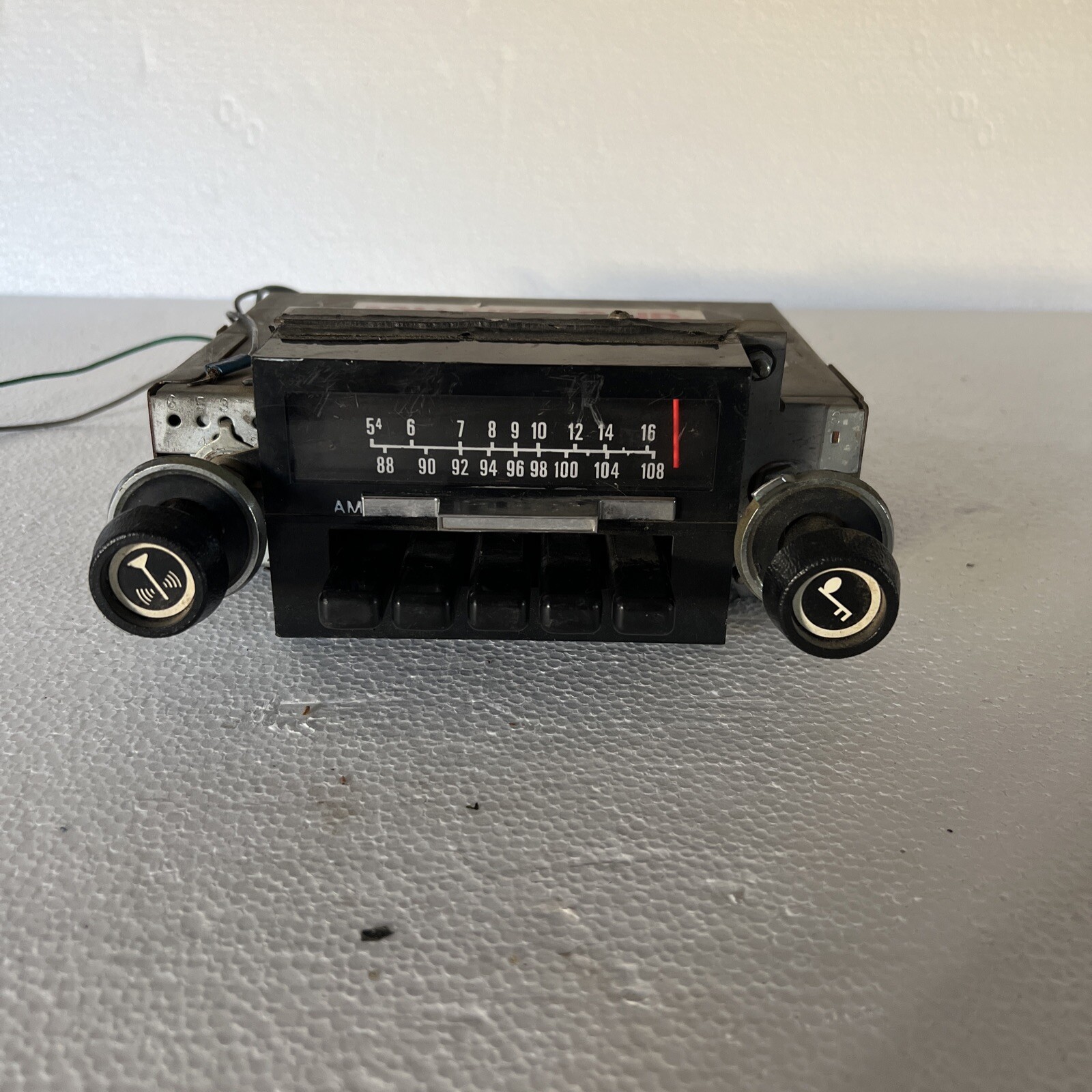 Vintage AM FM Car Radio Model AFC-1303 Untested