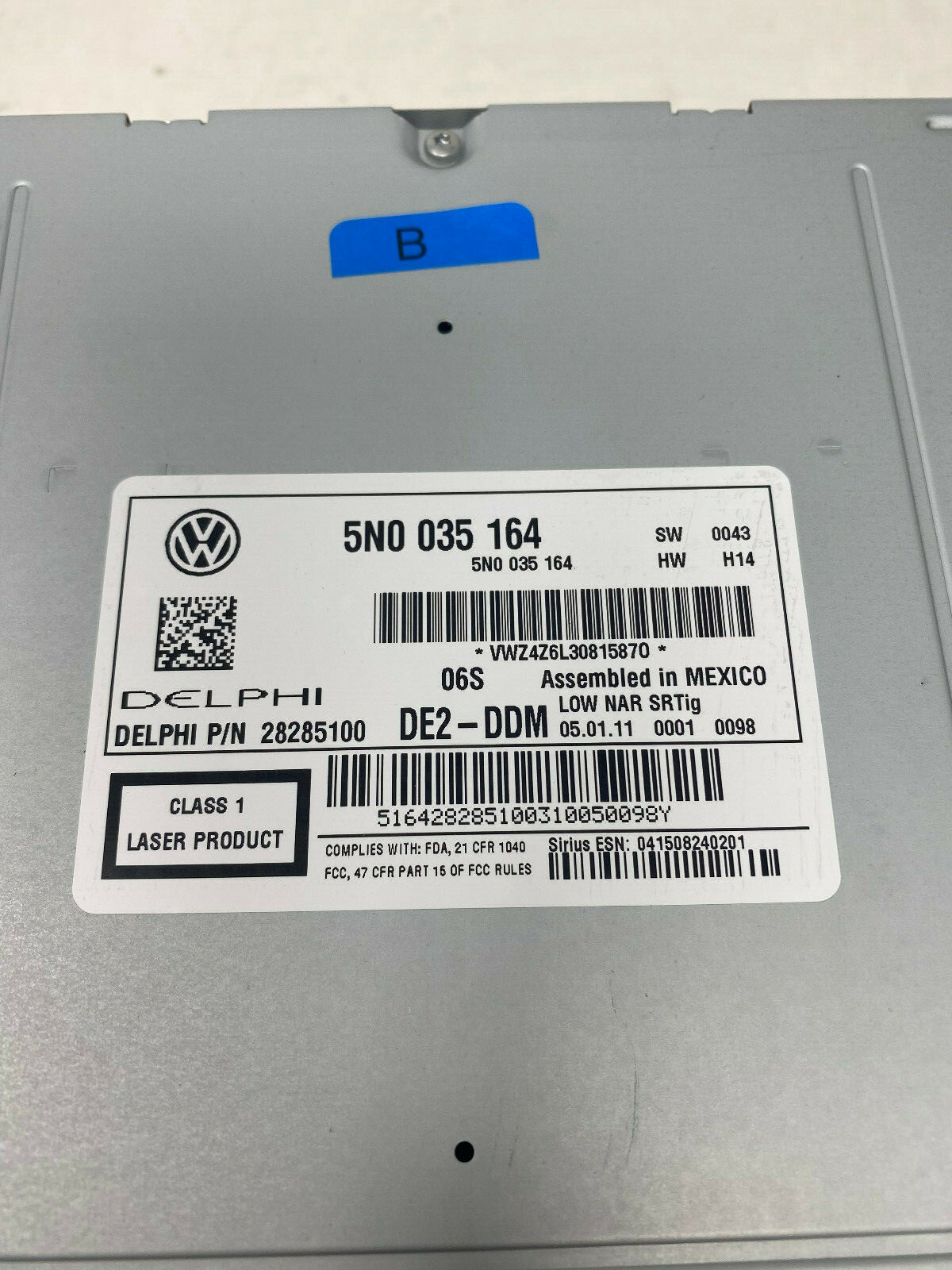 VW VOLKSWAGEN PASSAT JETTA BEETLE OEM RADIO 5N0035164 FREE SHIPPING!