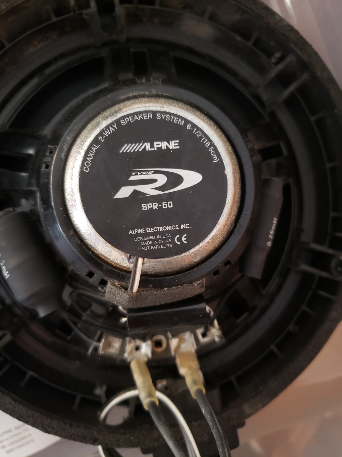 Alpine two way speakers with audio processor