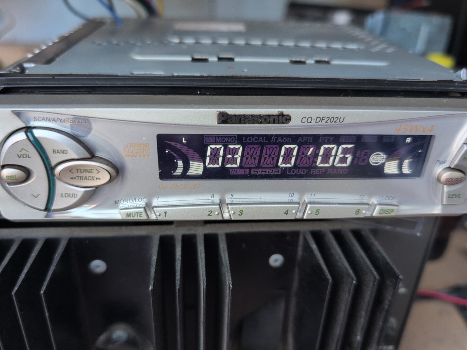 Panasonic CQ-DF202U Car Cd Player Tested and Working Blue Display