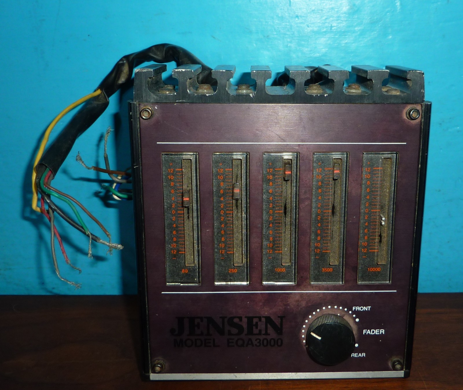 Jensen Model EQA3000 5-Band Graphic Equalizer Amplifier 24W