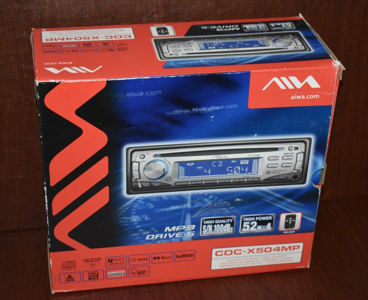 Aiwa CDC-X504MP FM/AM/CD/MP3 Player In Dash Receiver, in box. (BC)