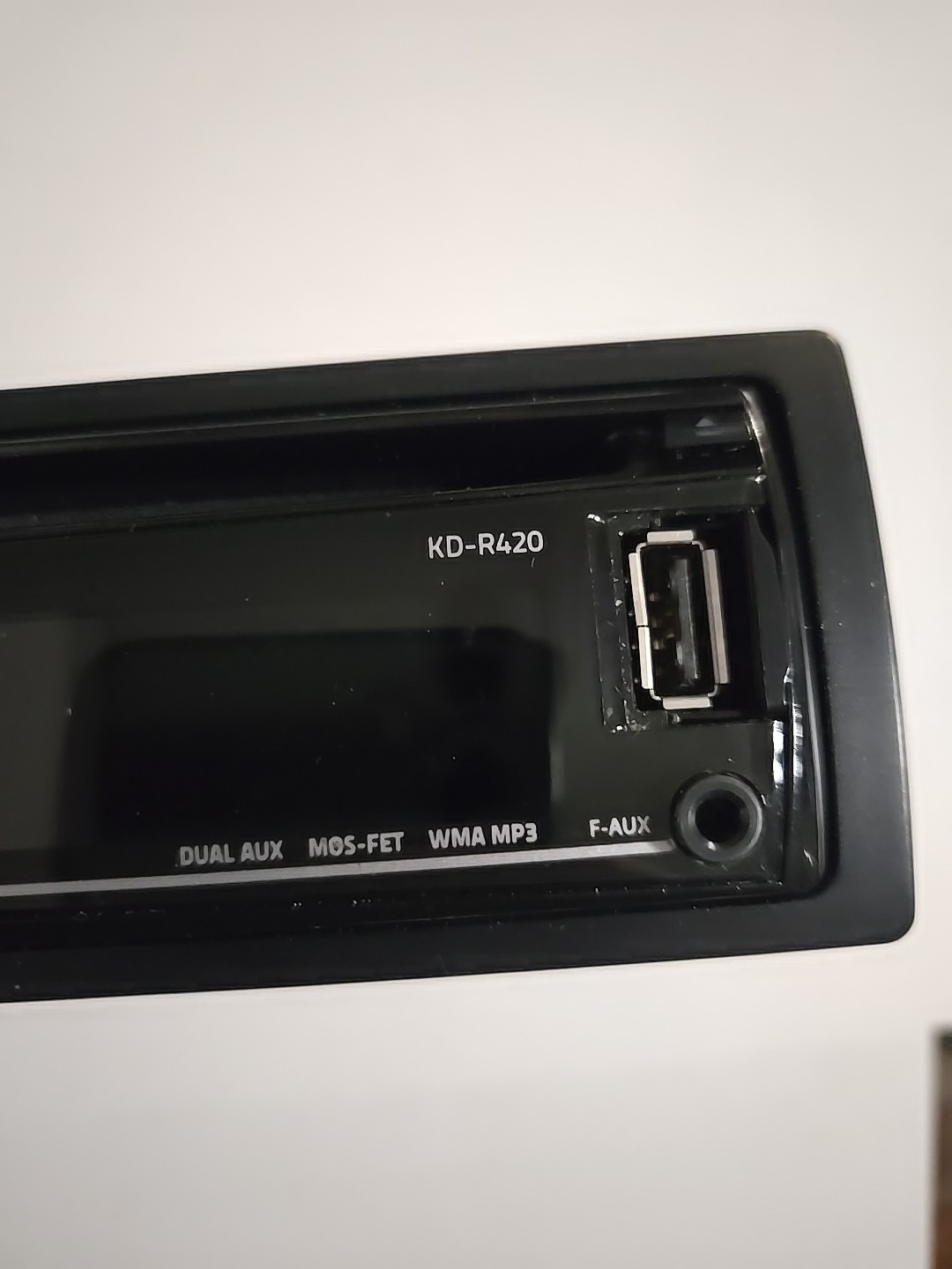 JVC MODEL KD-R420 CD RECEIVER Car Radio NEW OLD STOCK WITHOUT BOX OR MANUAL