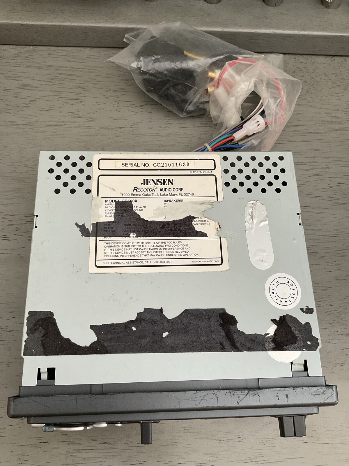Jensen CR56OX AM/FM Radio Car Cassette Tape Receiver W/ Detachable Face 100 Watt