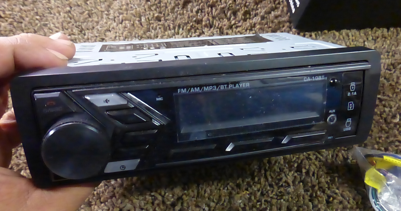 Single Din Car Stereo Radio: Bluetooth with App Control AKAMATE