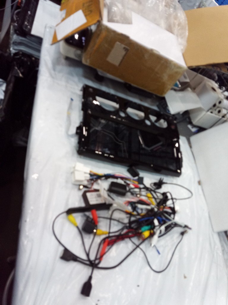 Used Android BT CarPlay Car Radio Stereo Display for Toyota FJ CRUISER 2006-2021