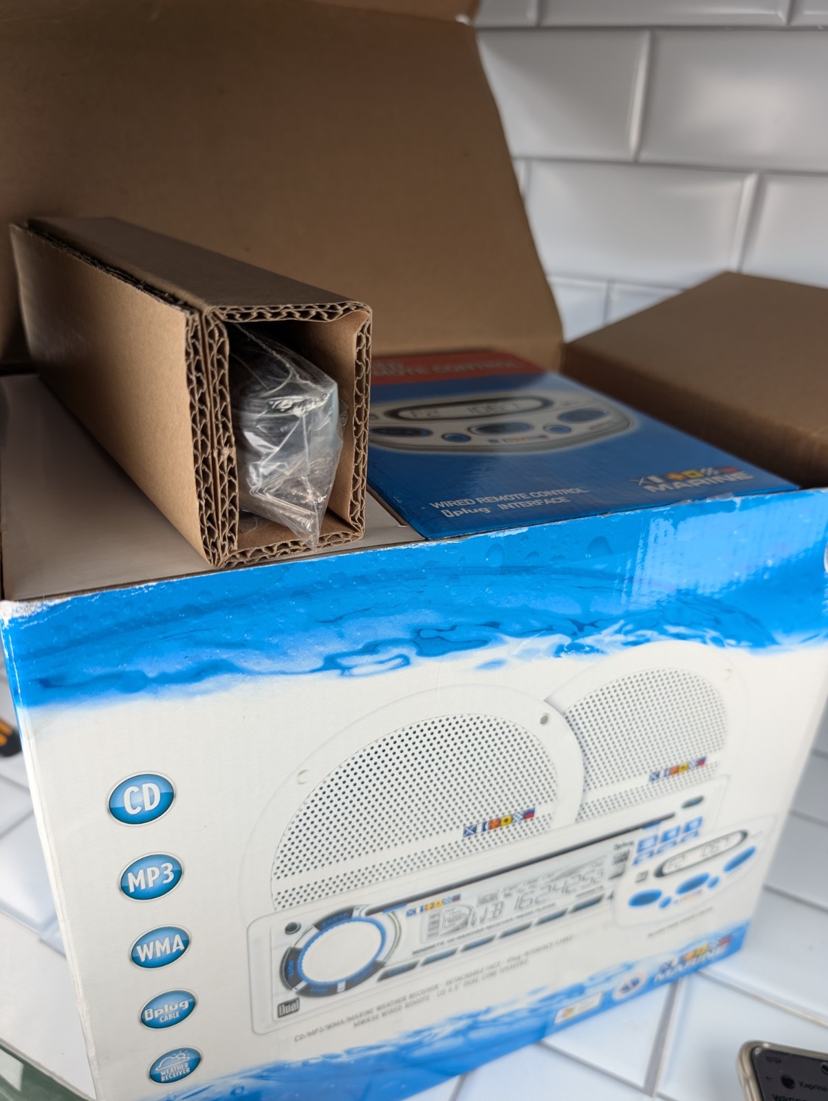 Dual Marine Receiver 200 Watt With Speakers New In Box
