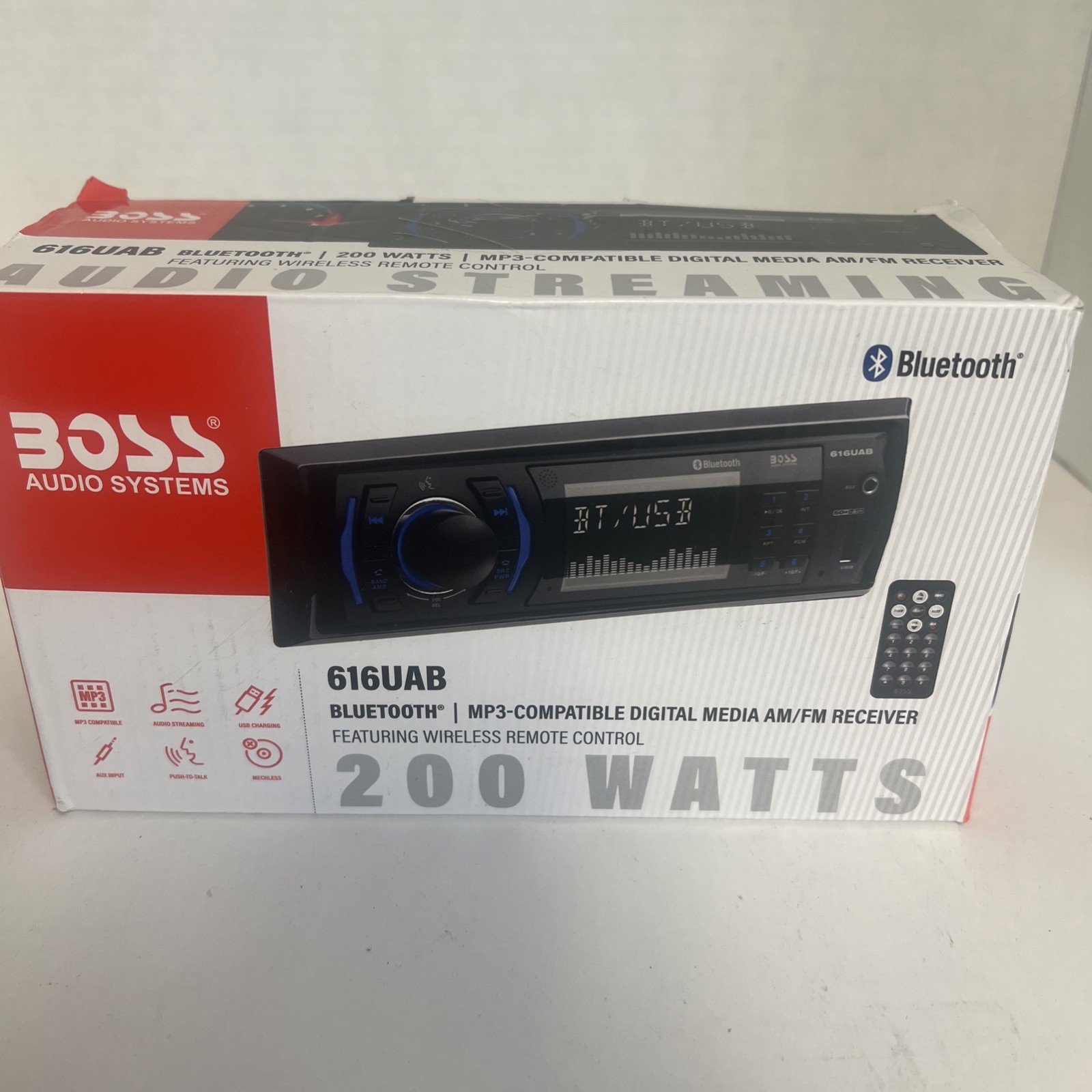 Boss audio system 616uba Bluetooth MP3 Radio 200 Watts New