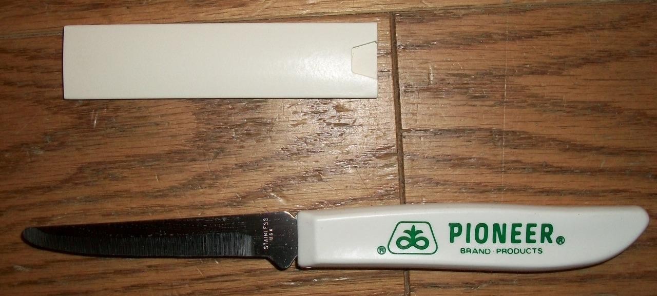 LOT of 20 VINTAGE NOS STAINLESS USA PIONEER SEEDCORN ADVERTISING PARING KNIFE