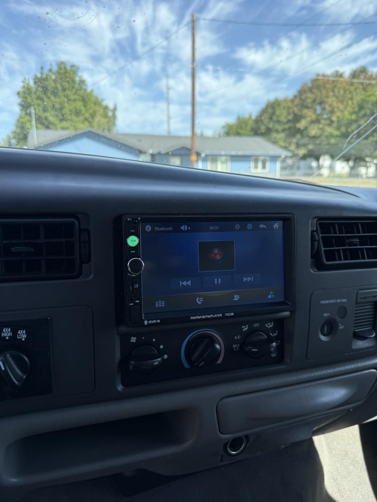 High-Definition 7″ Car Stereo MP5 Player with Bluetooth & Steering Wheel Remote